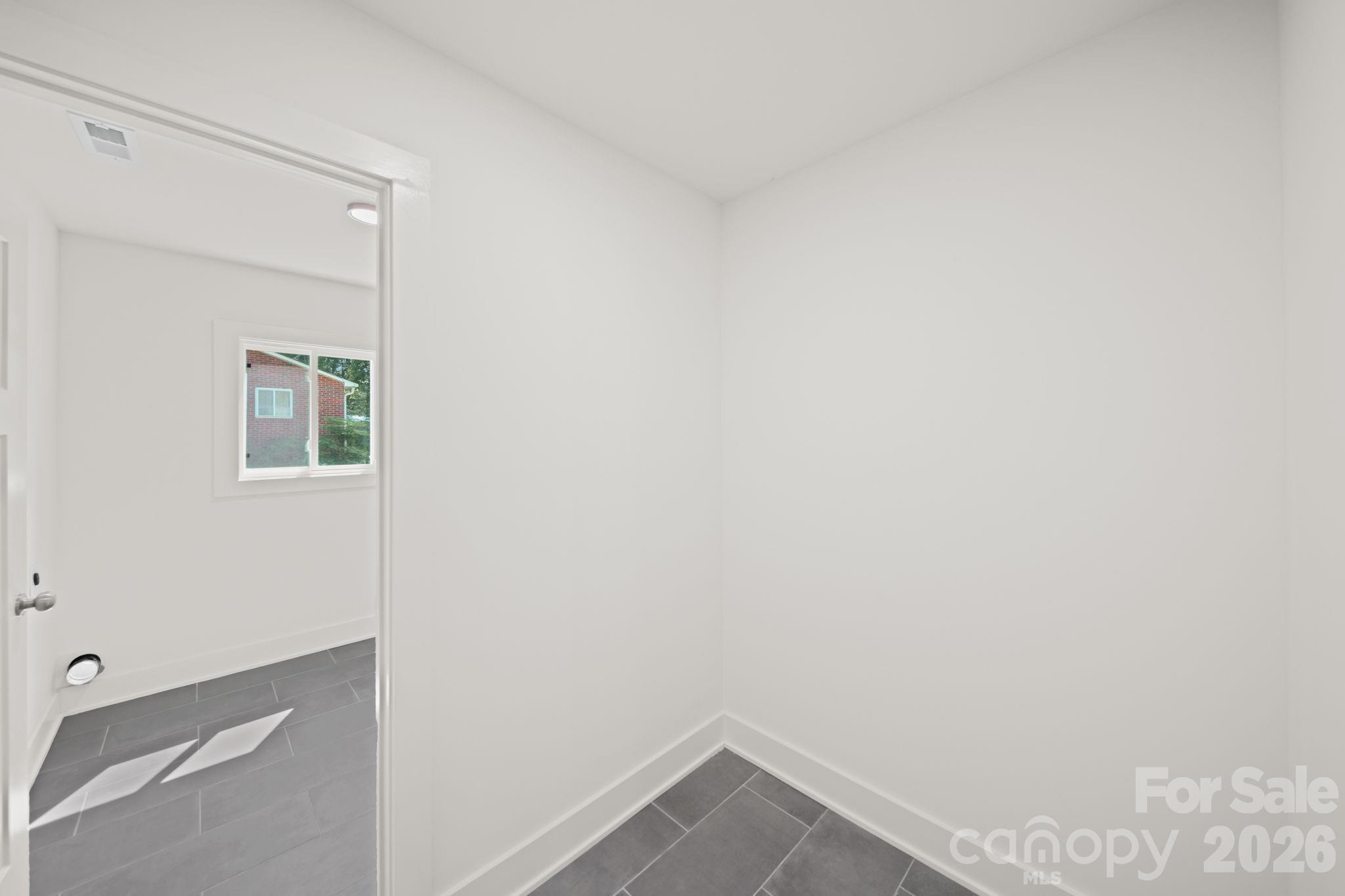 1041 Watts Drive Property Photo 30