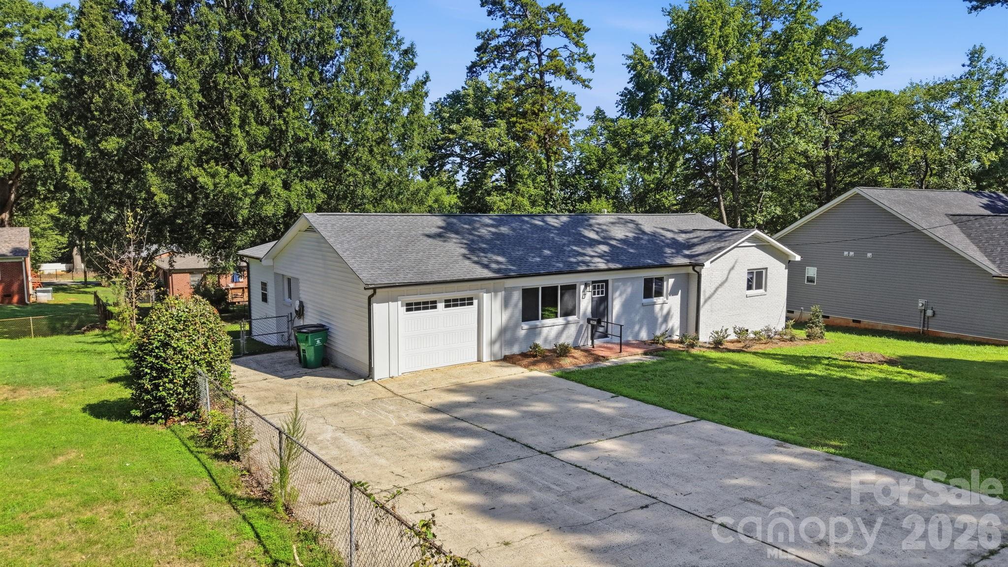1041 Watts Drive Property Photo 34