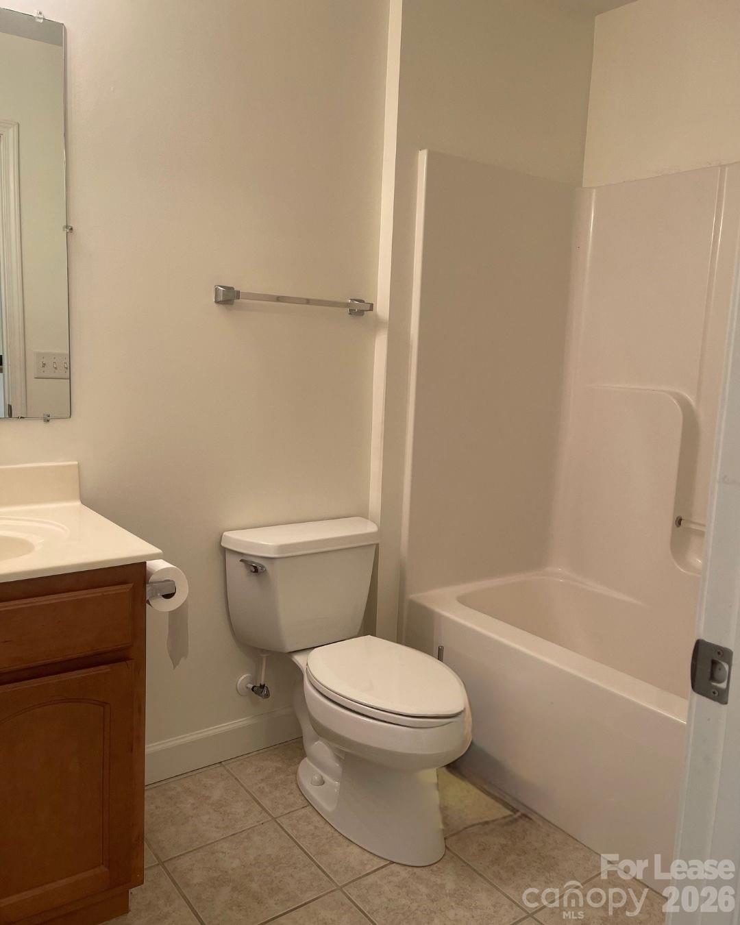 25 Meredith Drive Property Photo 12