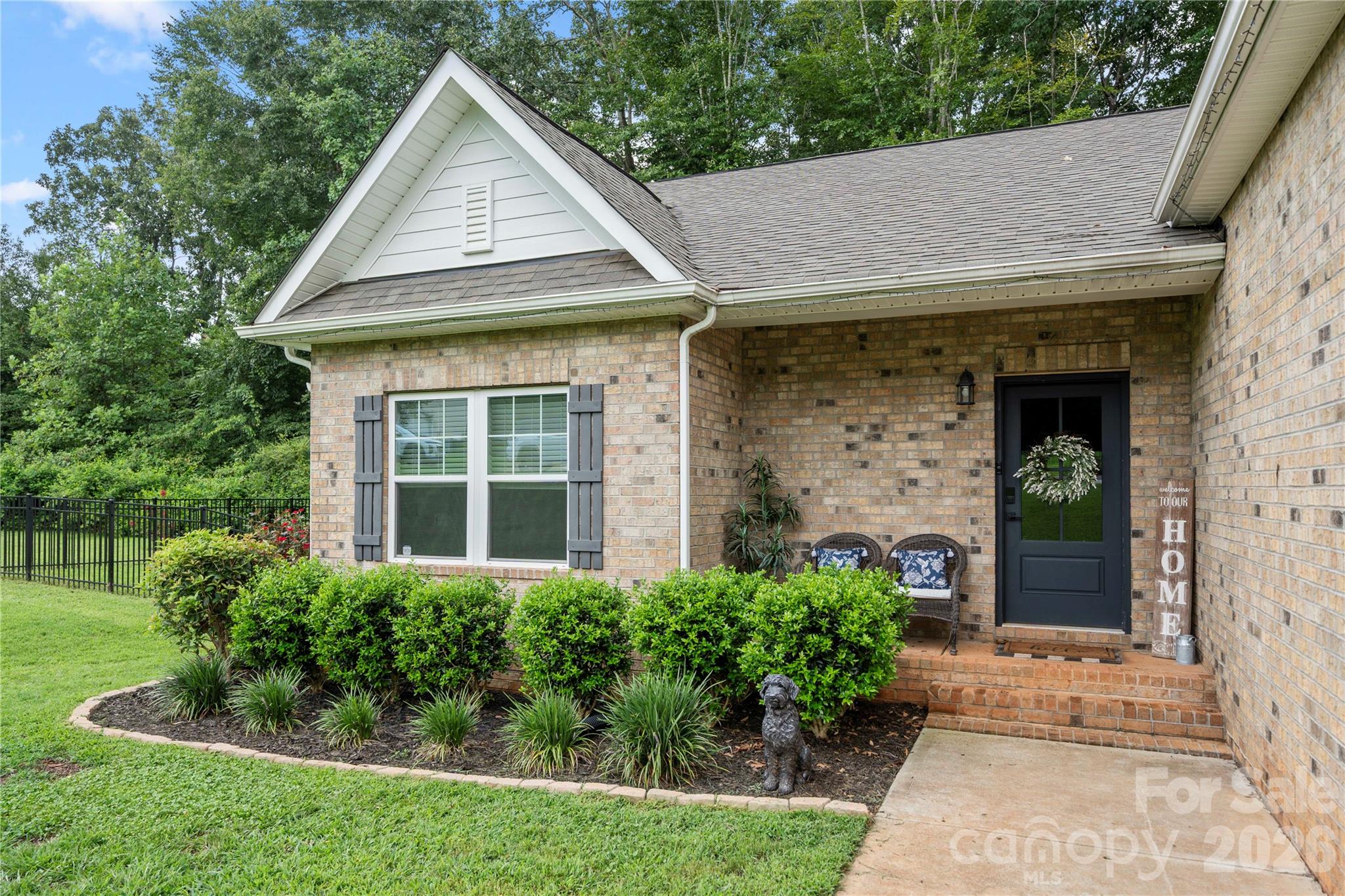 3229 Creek Bend Court Property Photo 4