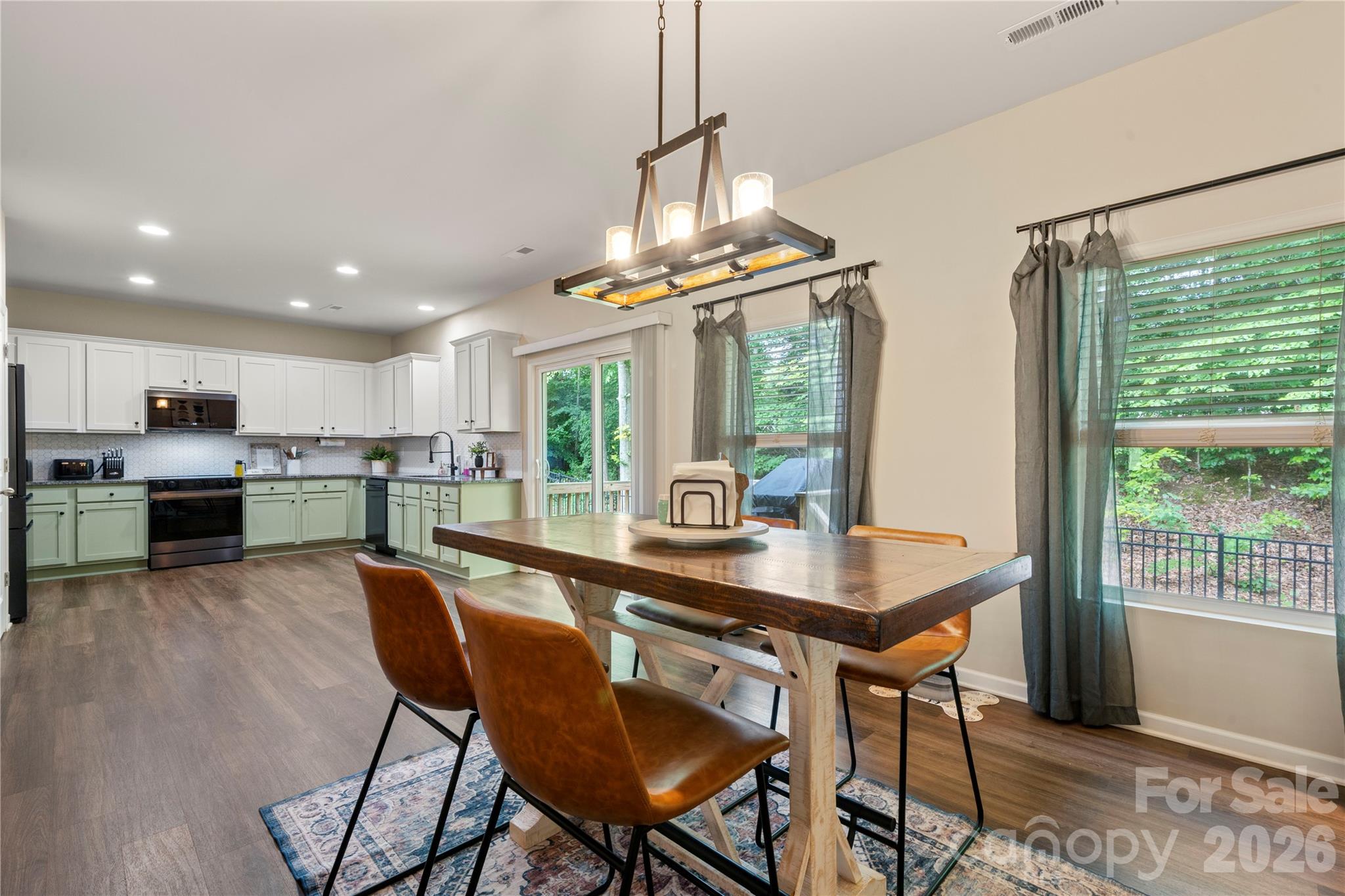 3229 Creek Bend Court Property Photo 16