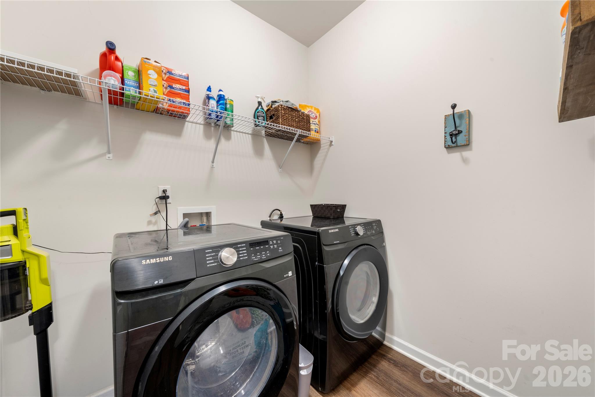 3229 Creek Bend Court Property Photo 28
