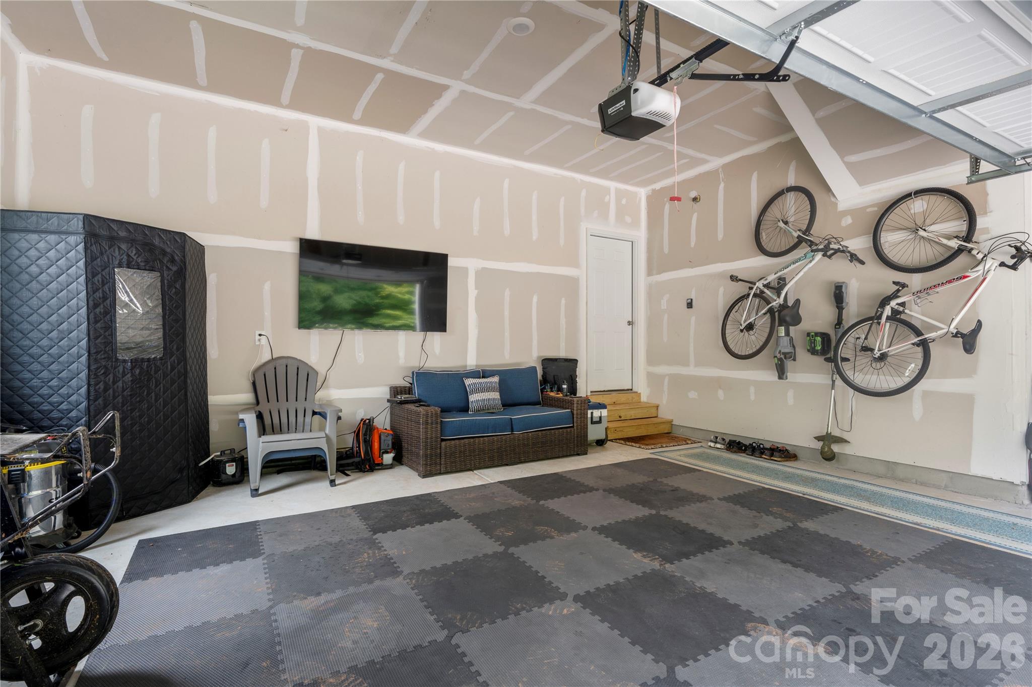 3229 Creek Bend Court Property Photo 32
