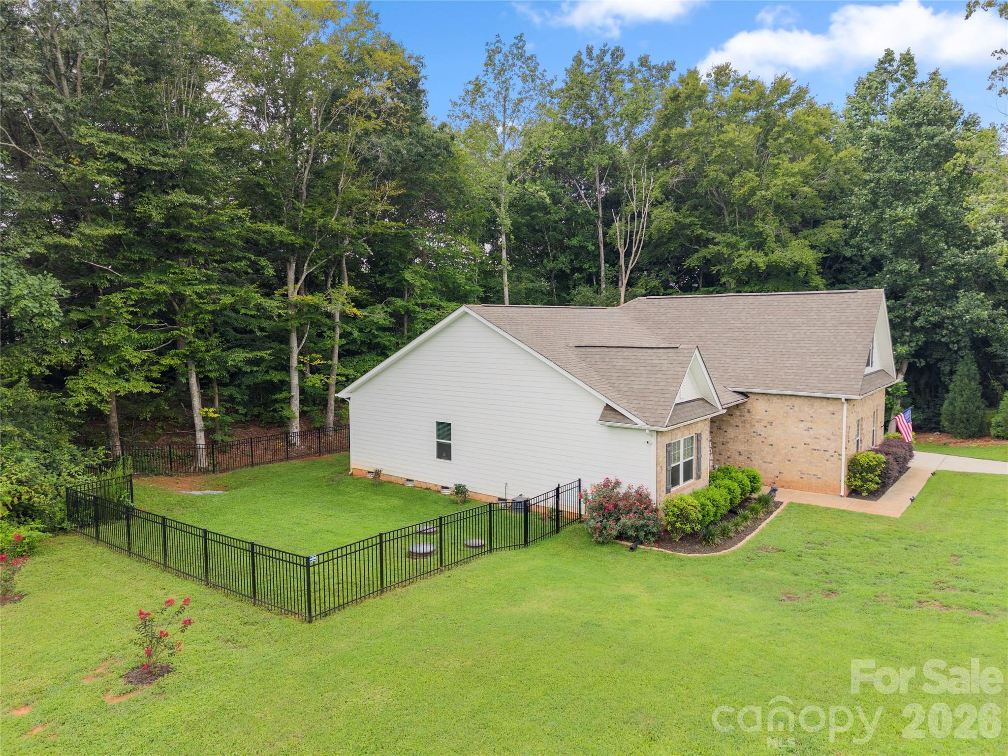 3229 Creek Bend Court Property Photo 39