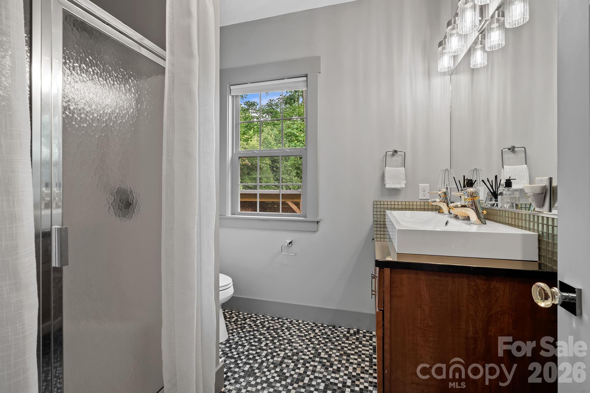 38 Little Forest Drive Property Photo 29
