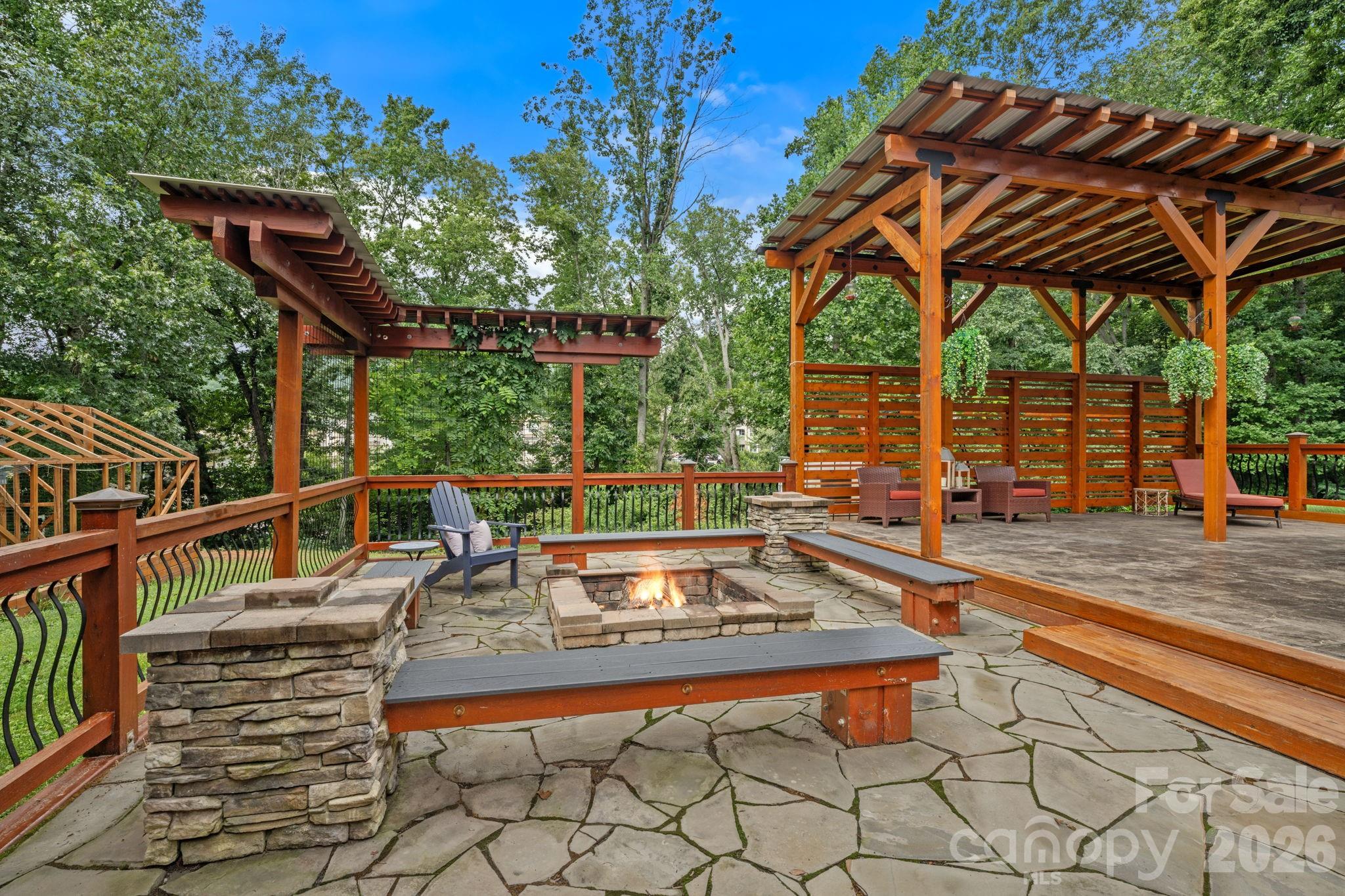 38 Little Forest Drive Property Photo 41