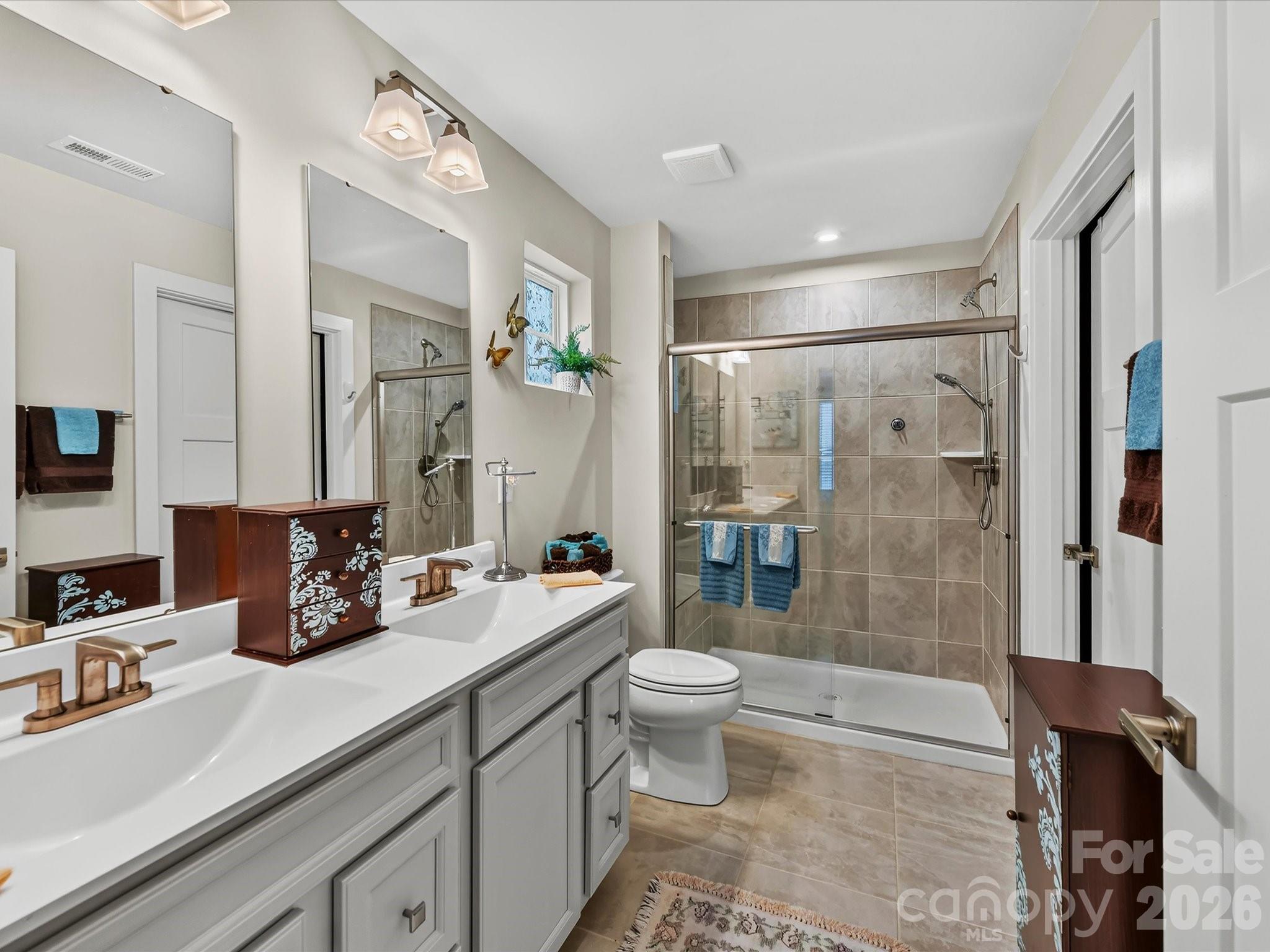 557 Nesbe Street Property Photo 16