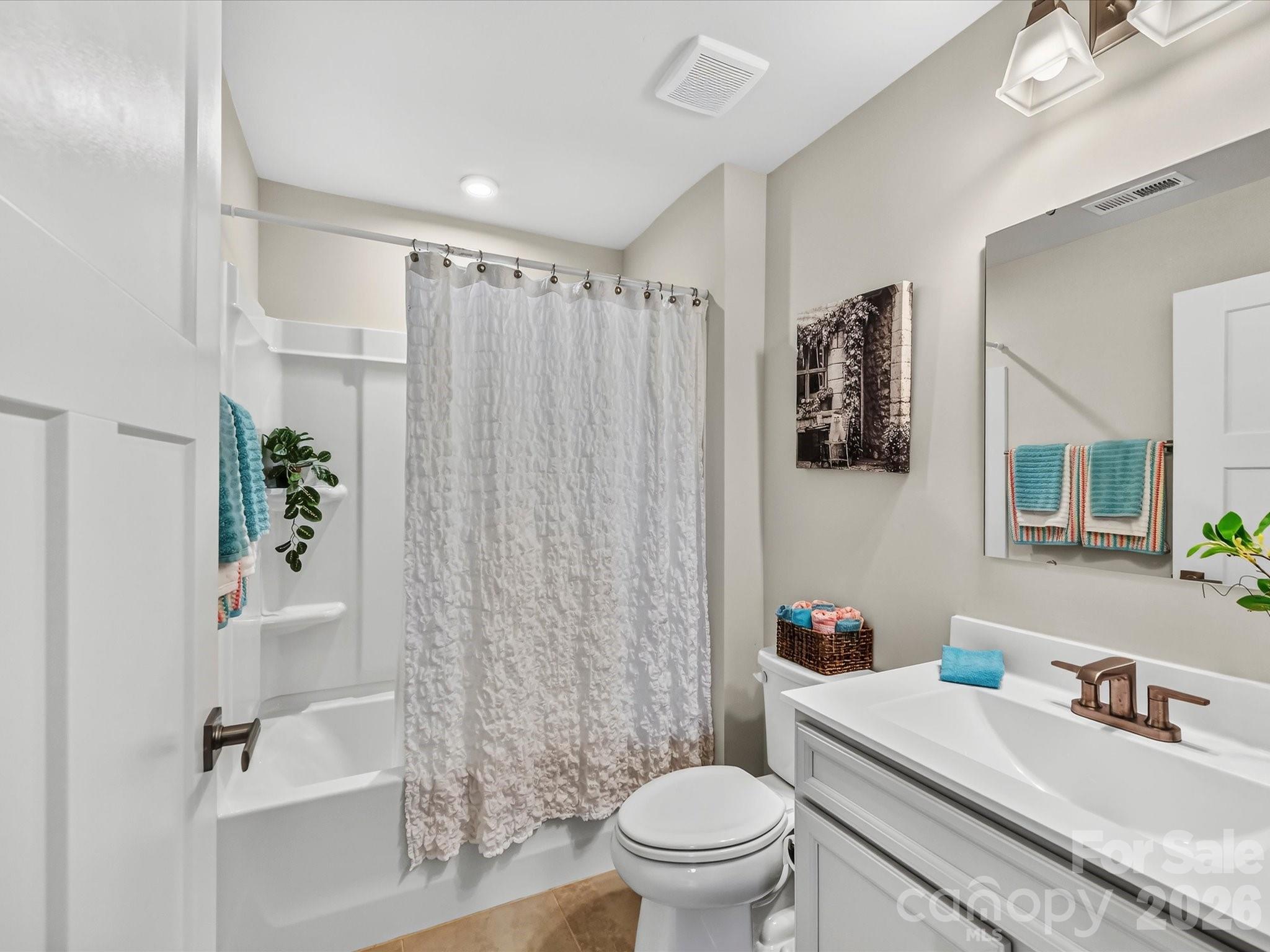 557 Nesbe Street Property Photo 19