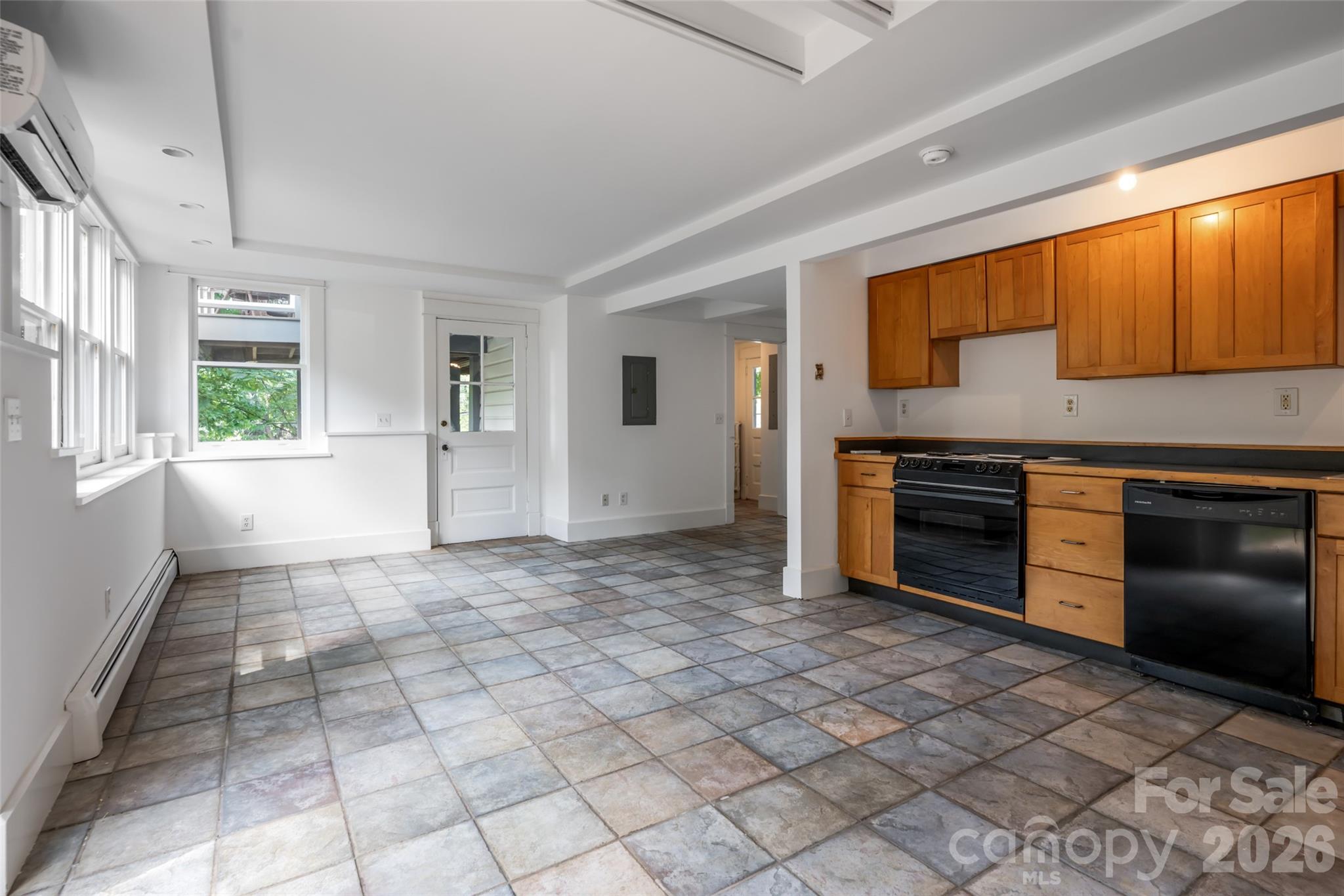 142 Edwin Place Property Photo 39