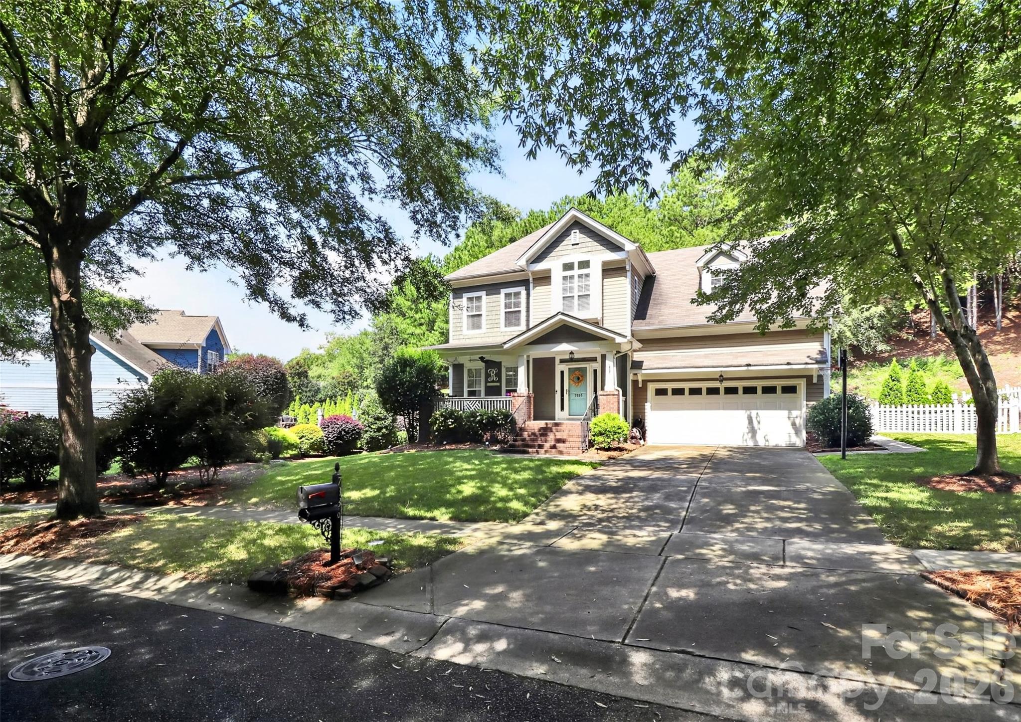 7336 Cascading Pines Drive Property Photo 6