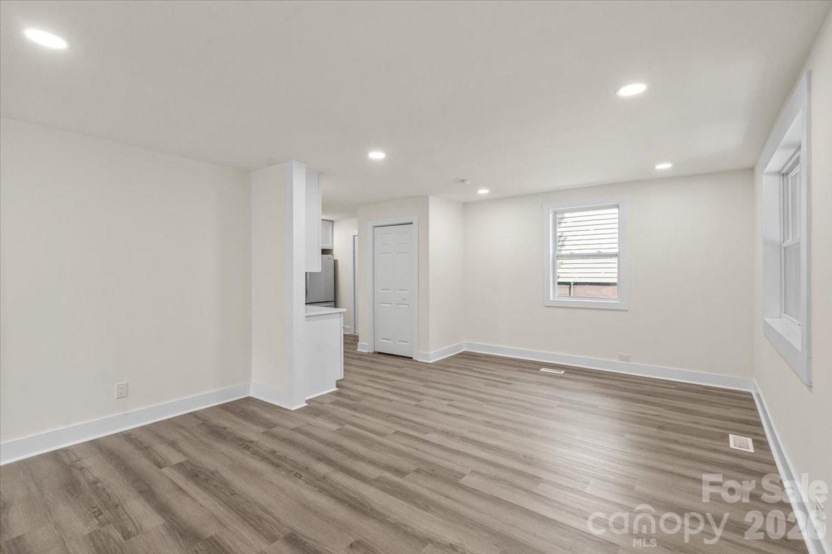 82 Georgia Street Property Photo 7