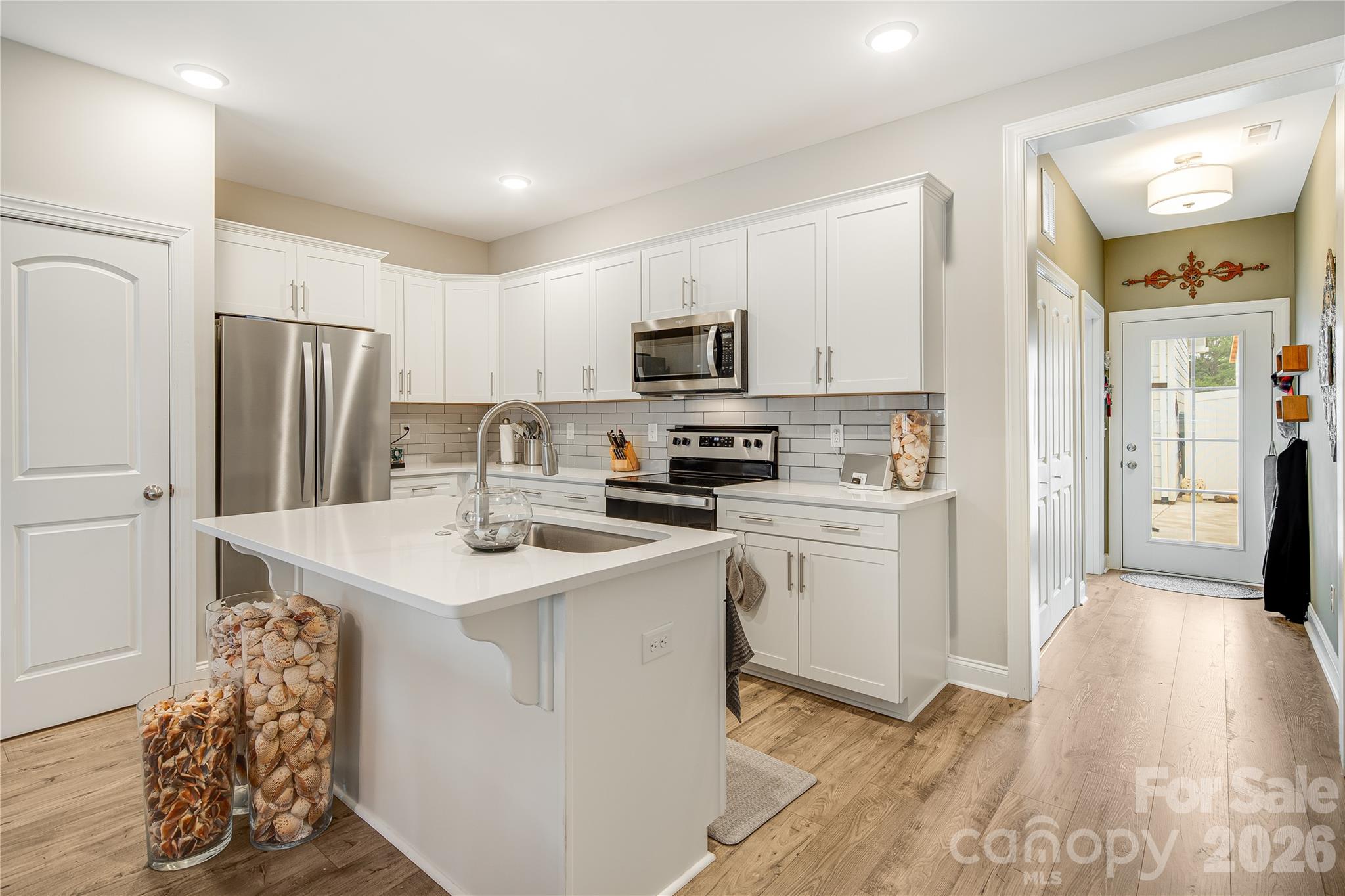 30 Walnut Springs Drive Property Photo 8