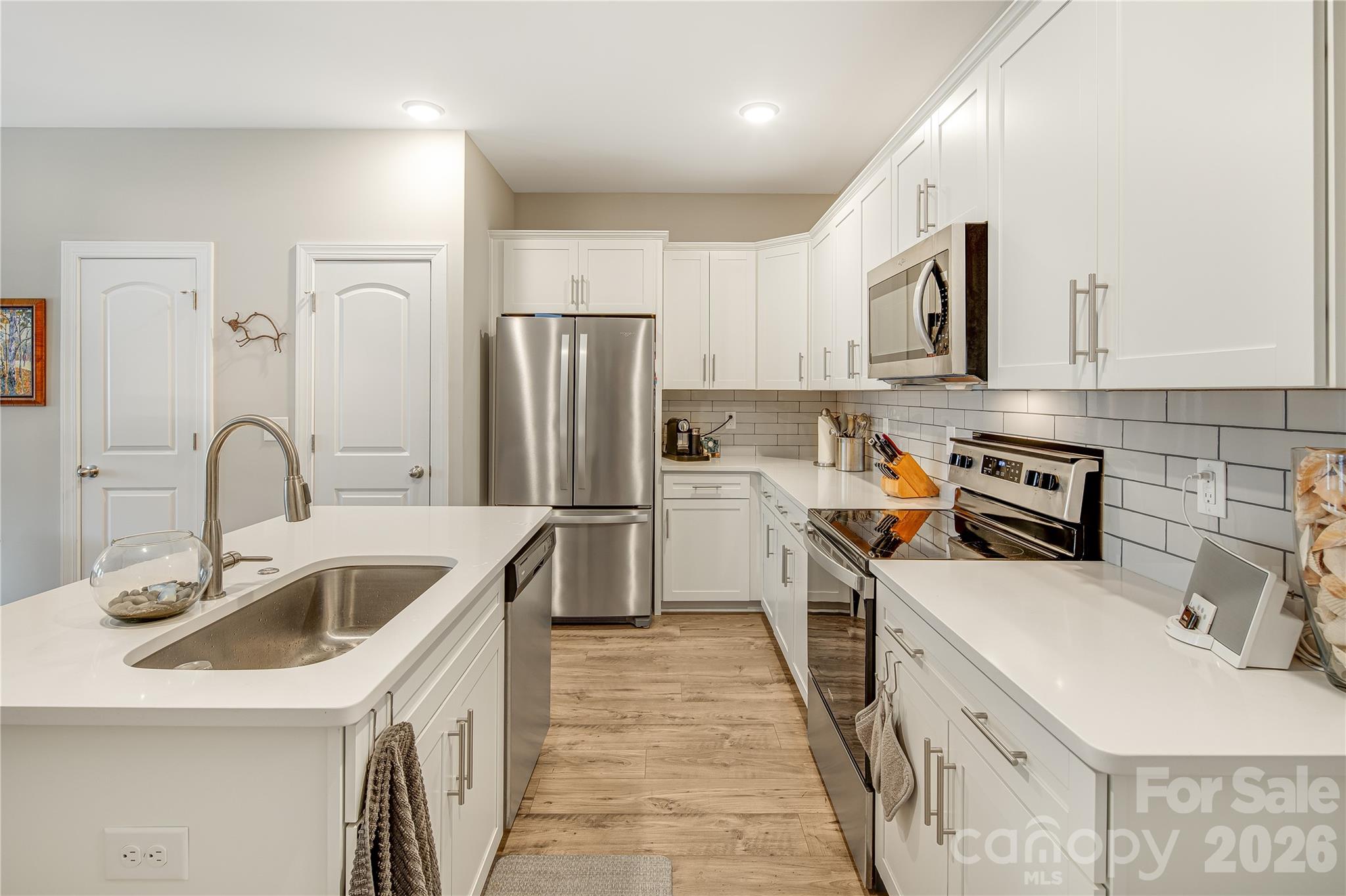 30 Walnut Springs Drive Property Photo 10