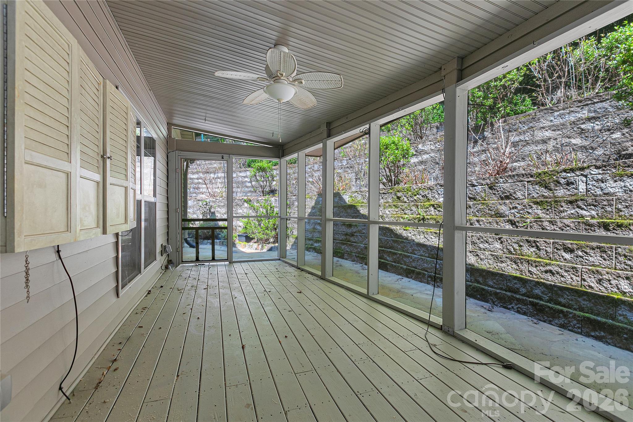 14 Isuhdavga Court L16/u06 Property Photo 27