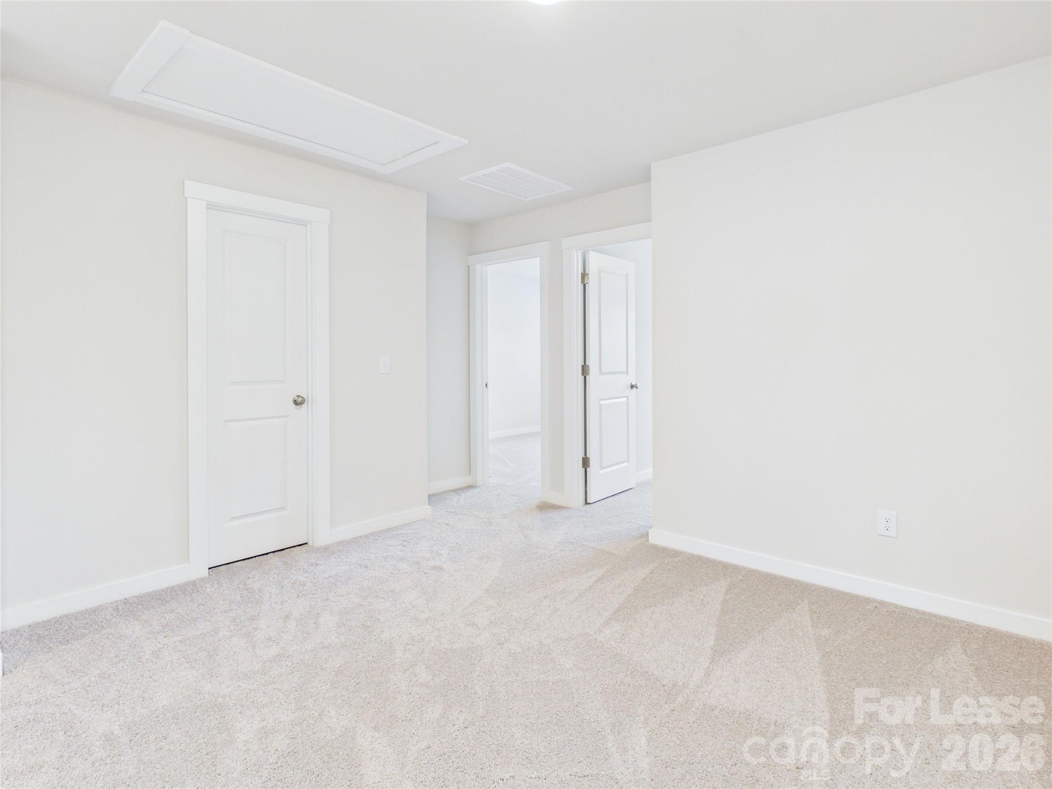 311 E Kings Street 4 Property Photo 25