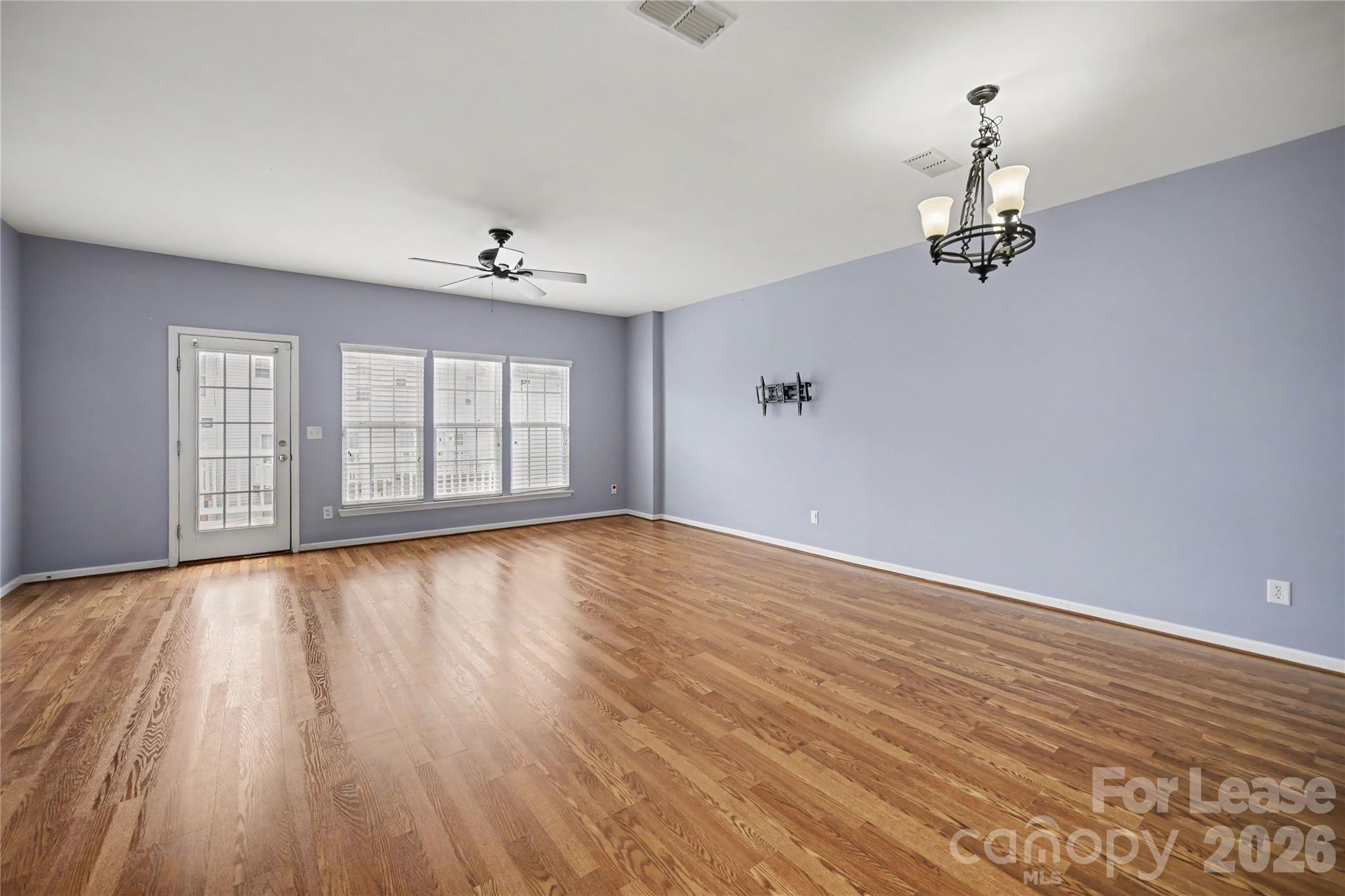4411350 Property Photo 15