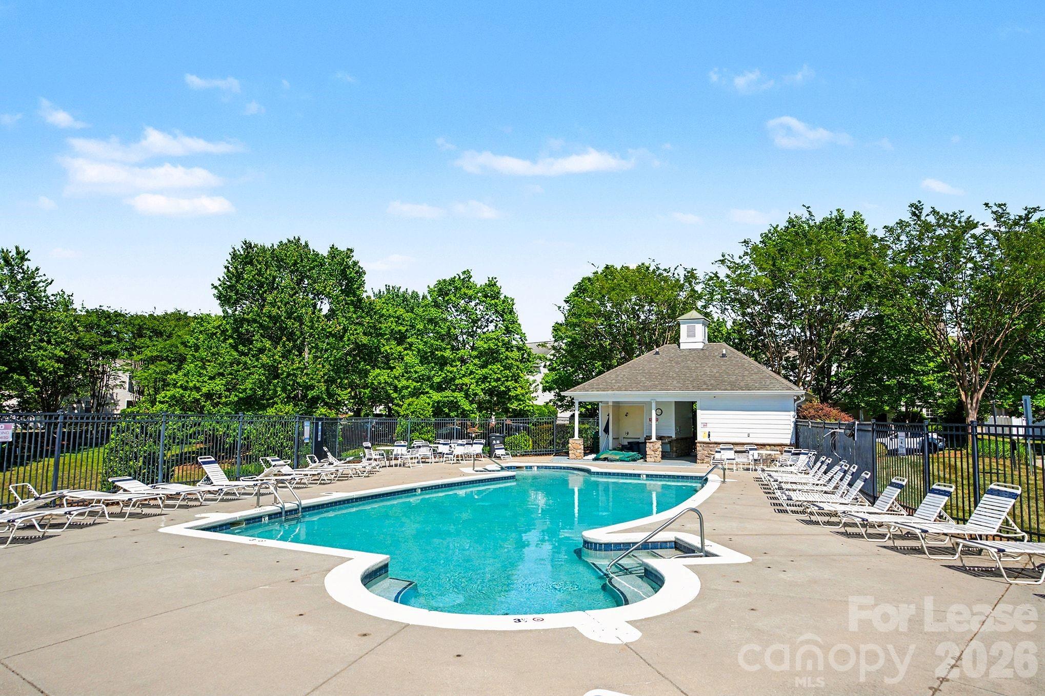 4411350 Property Photo 31