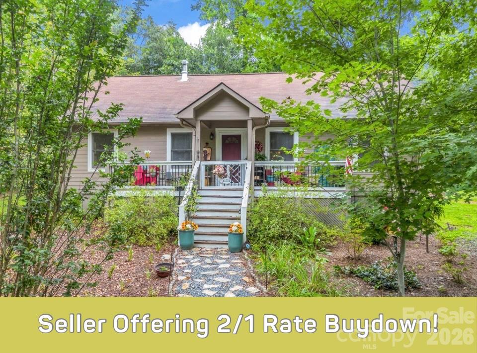 412 Whitestone Circle Property Photo 1