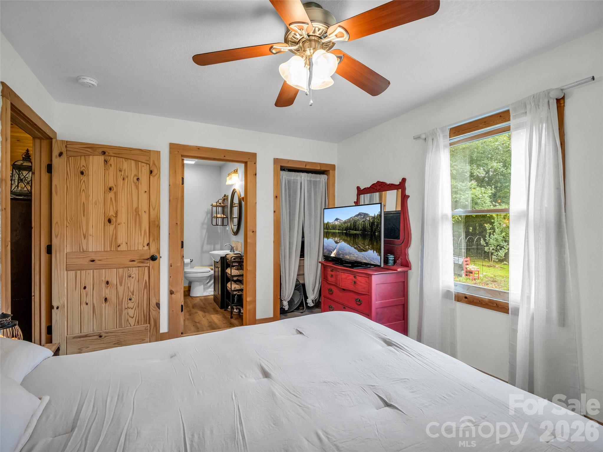 412 Whitestone Circle Property Photo 22