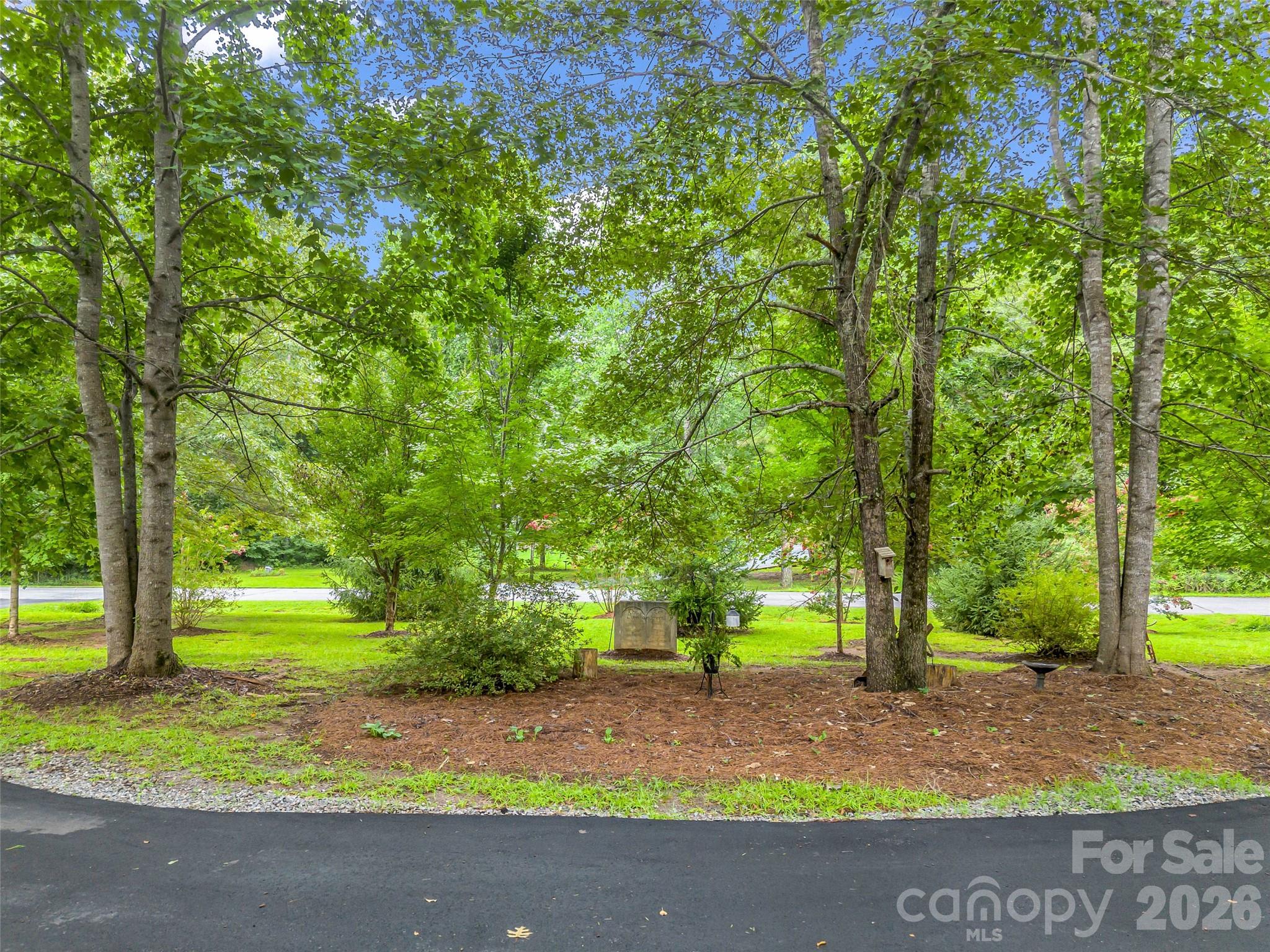 412 Whitestone Circle Property Photo 29