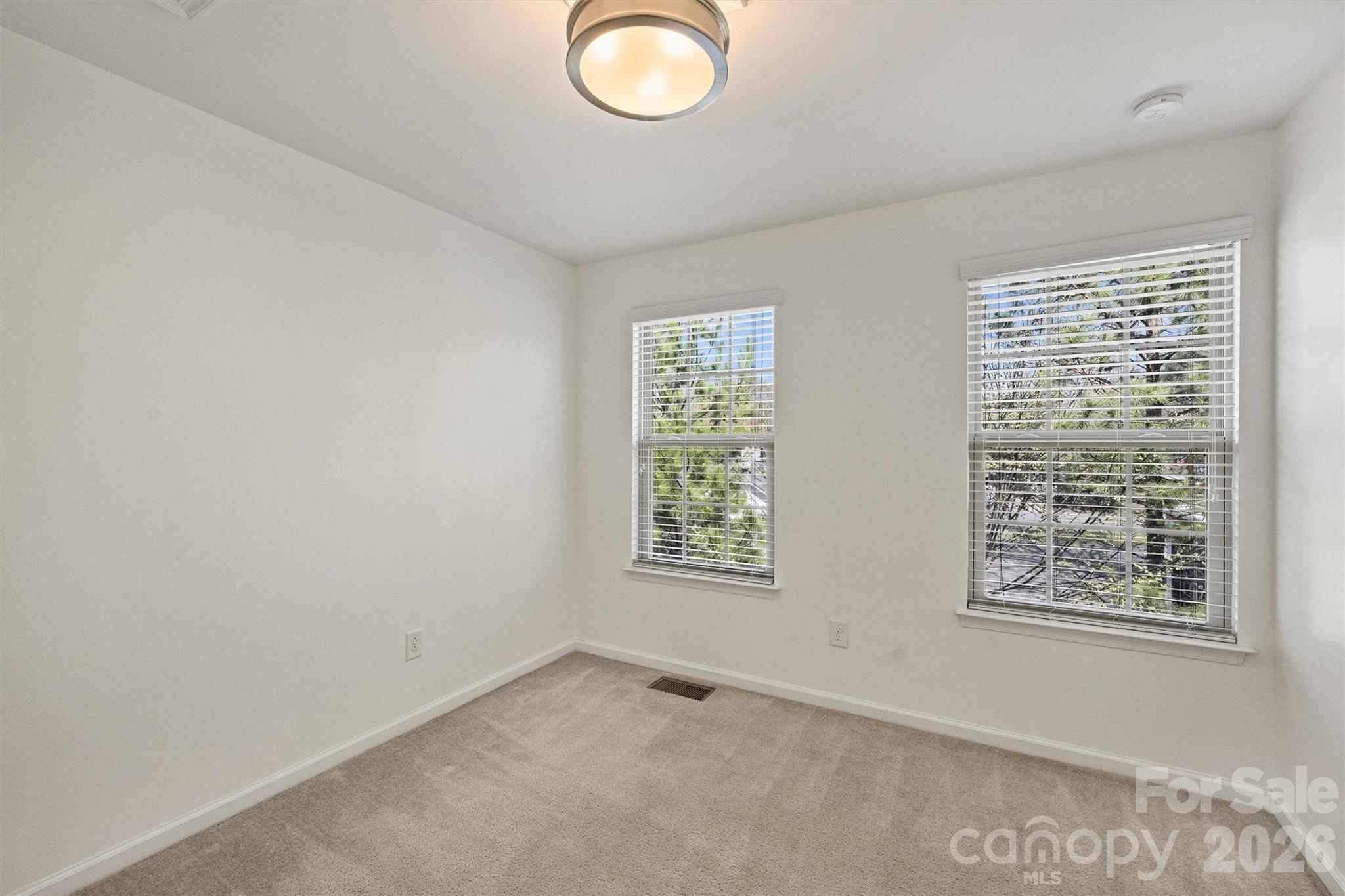 1317 Queen Lyon Court Property Photo 17