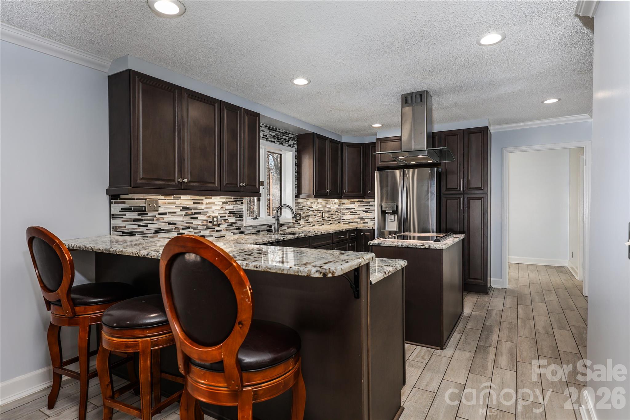 682 Cecil Street Property Photo 11