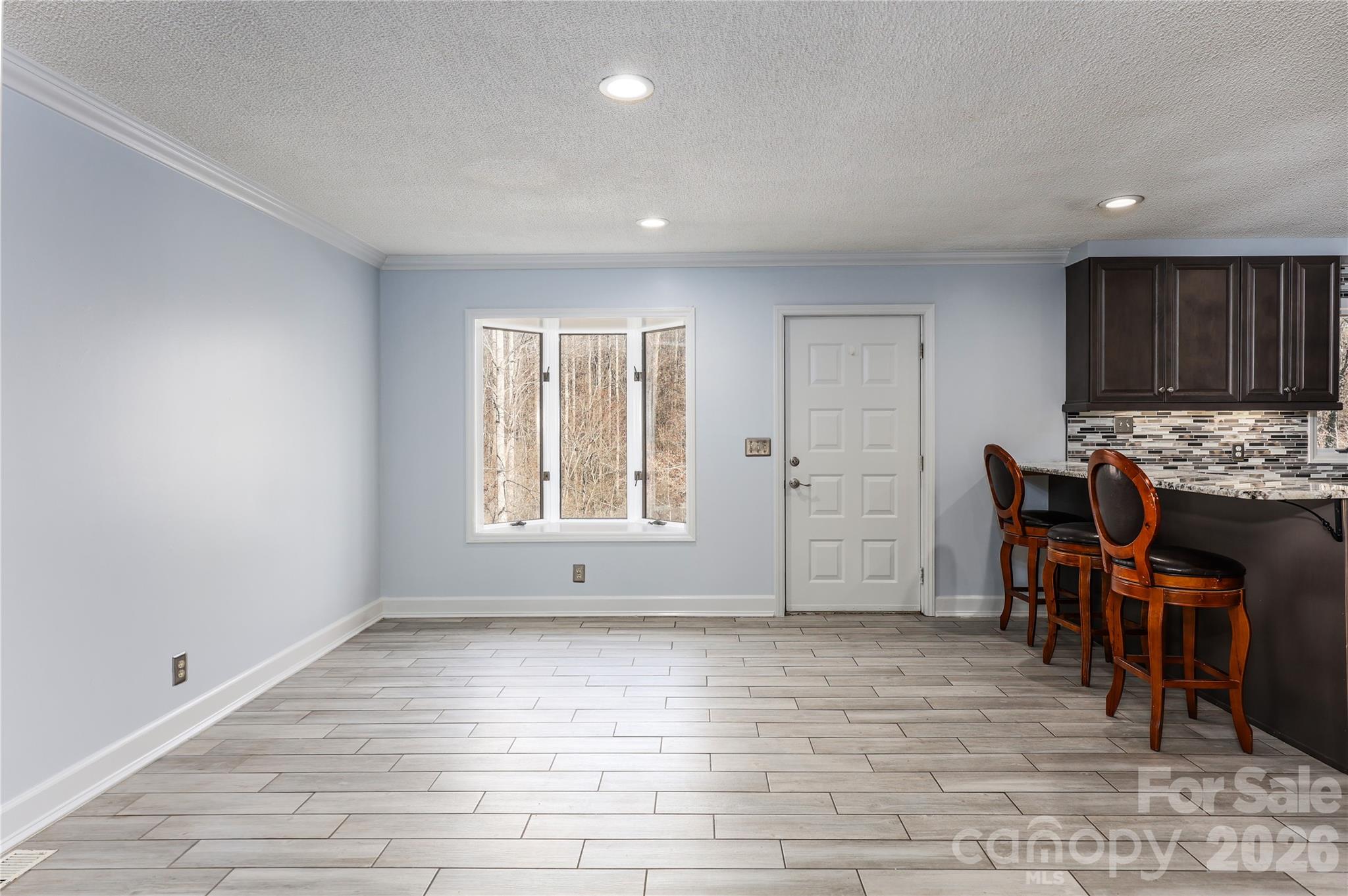 682 Cecil Street Property Photo 15