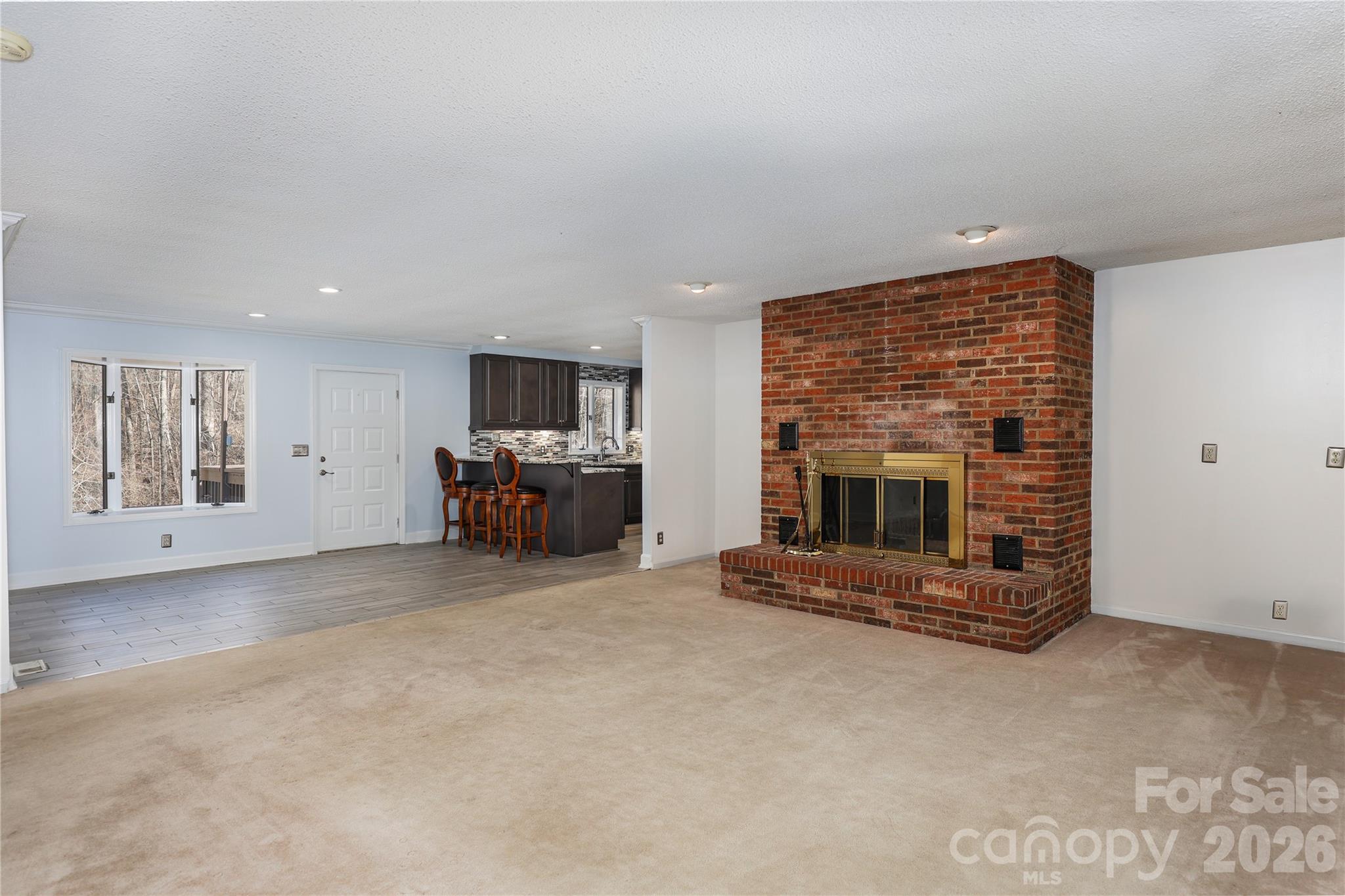 682 Cecil Street Property Photo 17