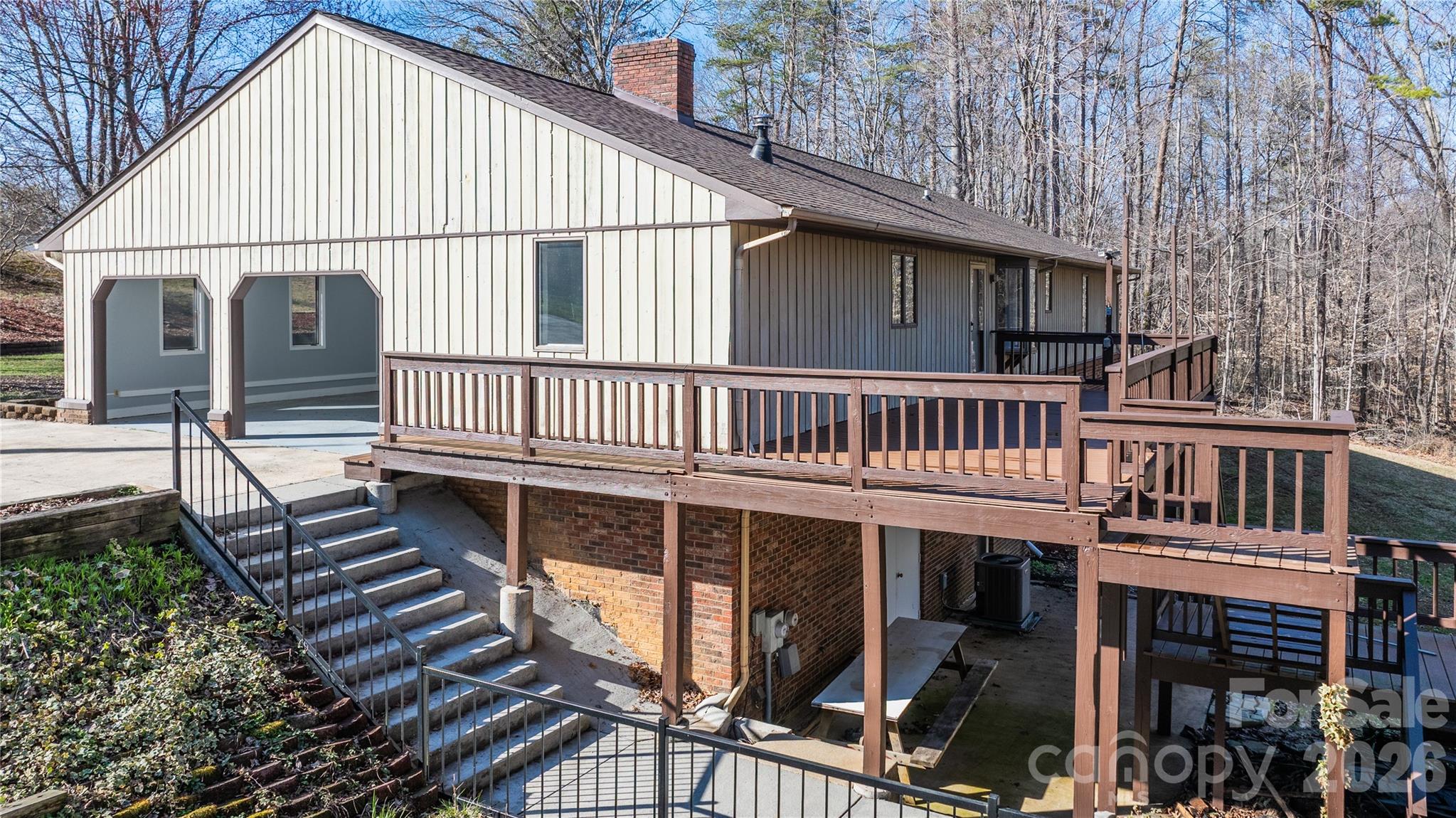 682 Cecil Street Property Photo 43