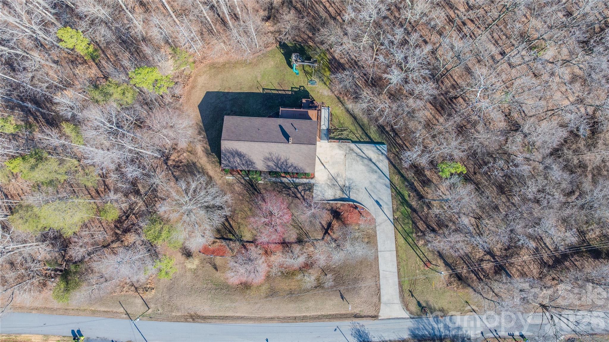 682 Cecil Street Property Photo 47