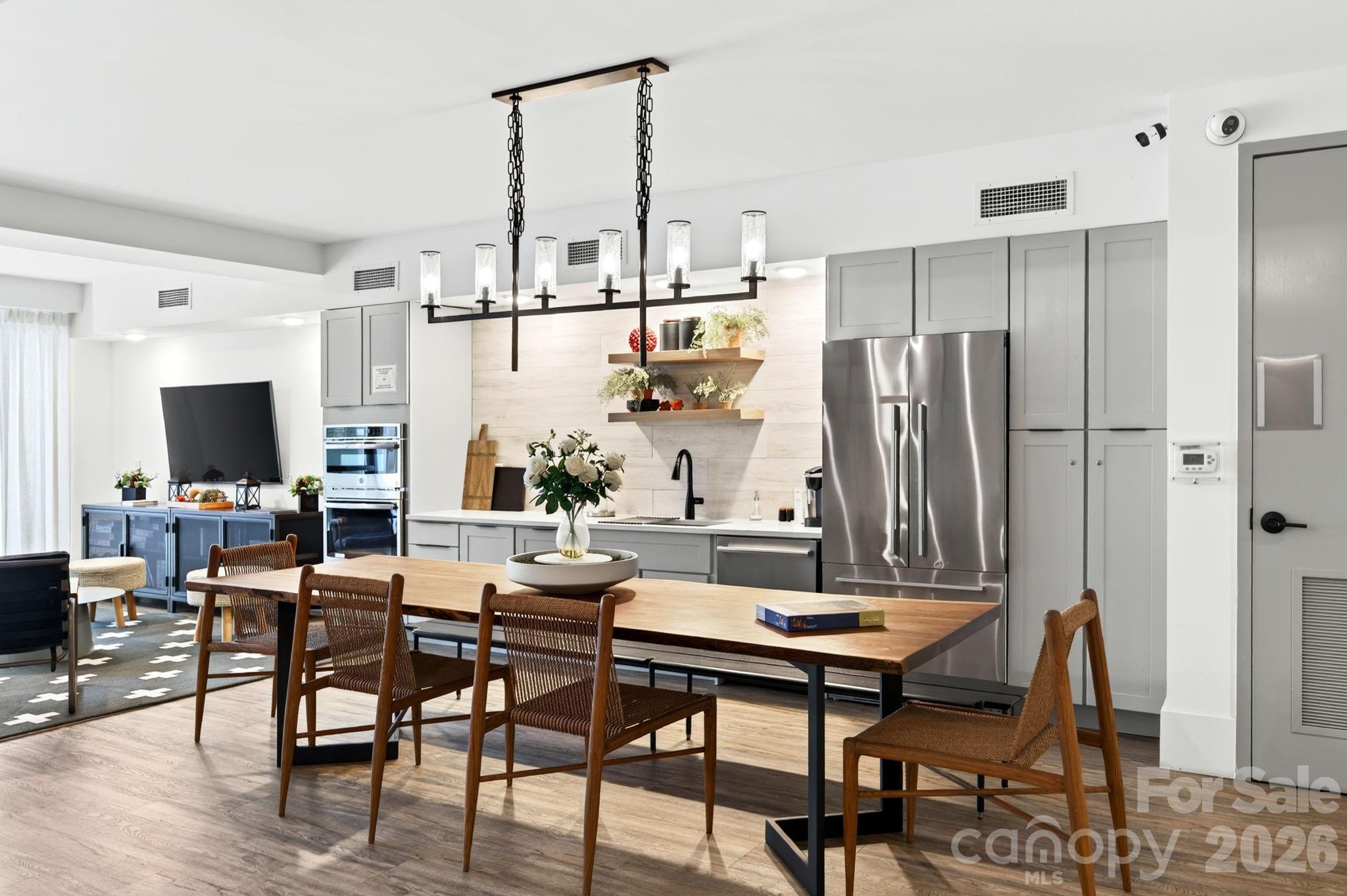 55 S Market Street 404 Property Photo 35