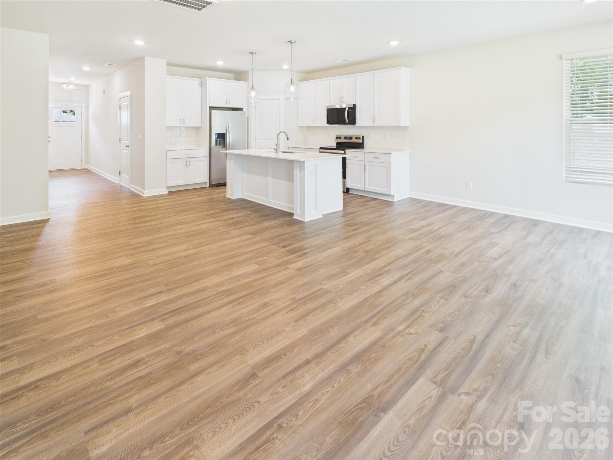 105 Dilling Street 06 Property Photo 13