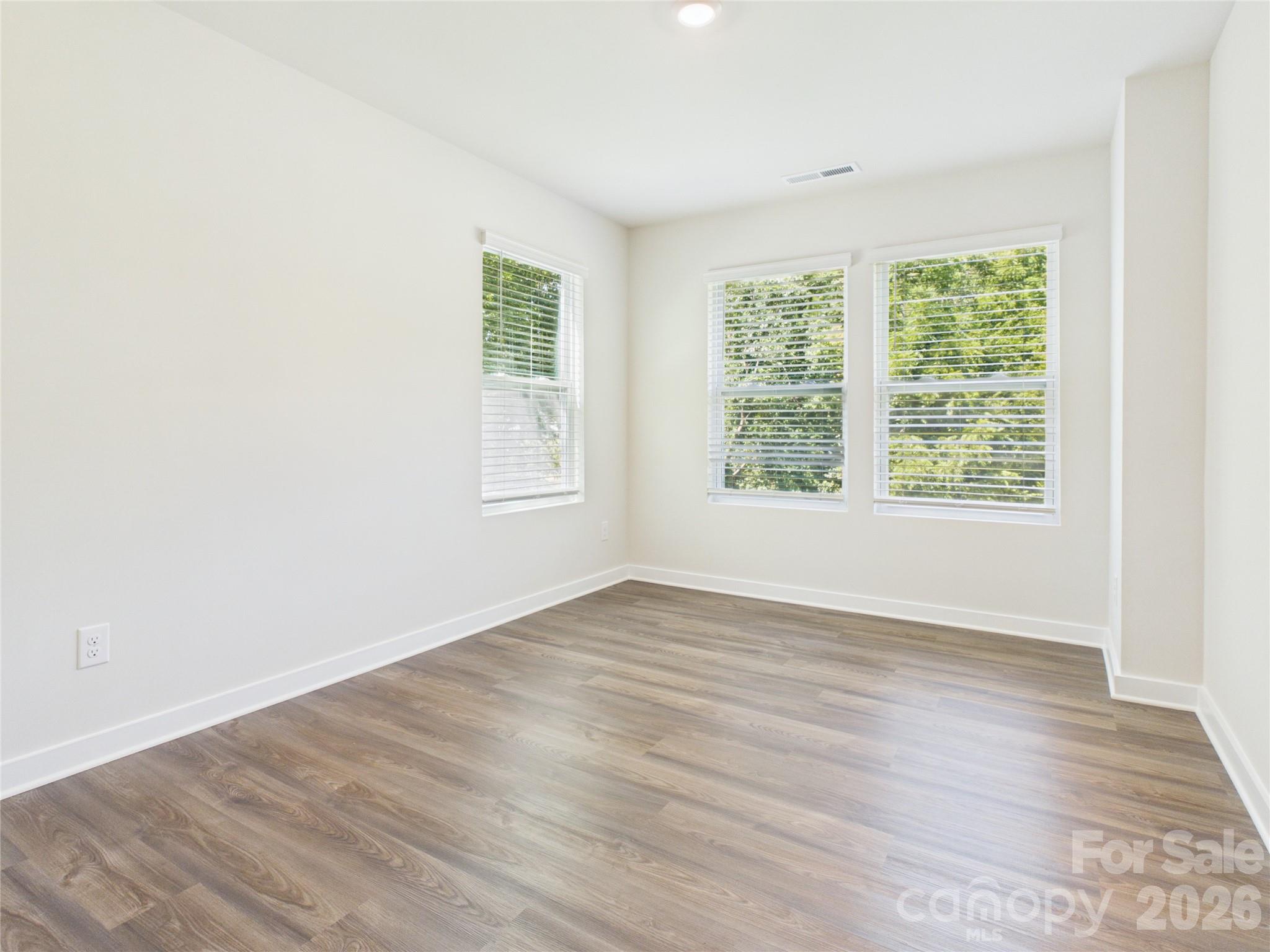 105 Dilling Street 06 Property Photo 29