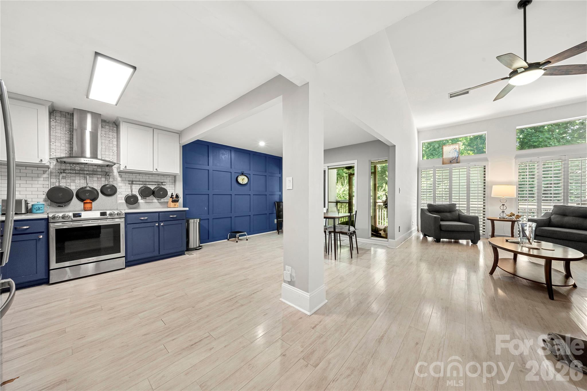 222 Riverview Terrace Property Photo 8