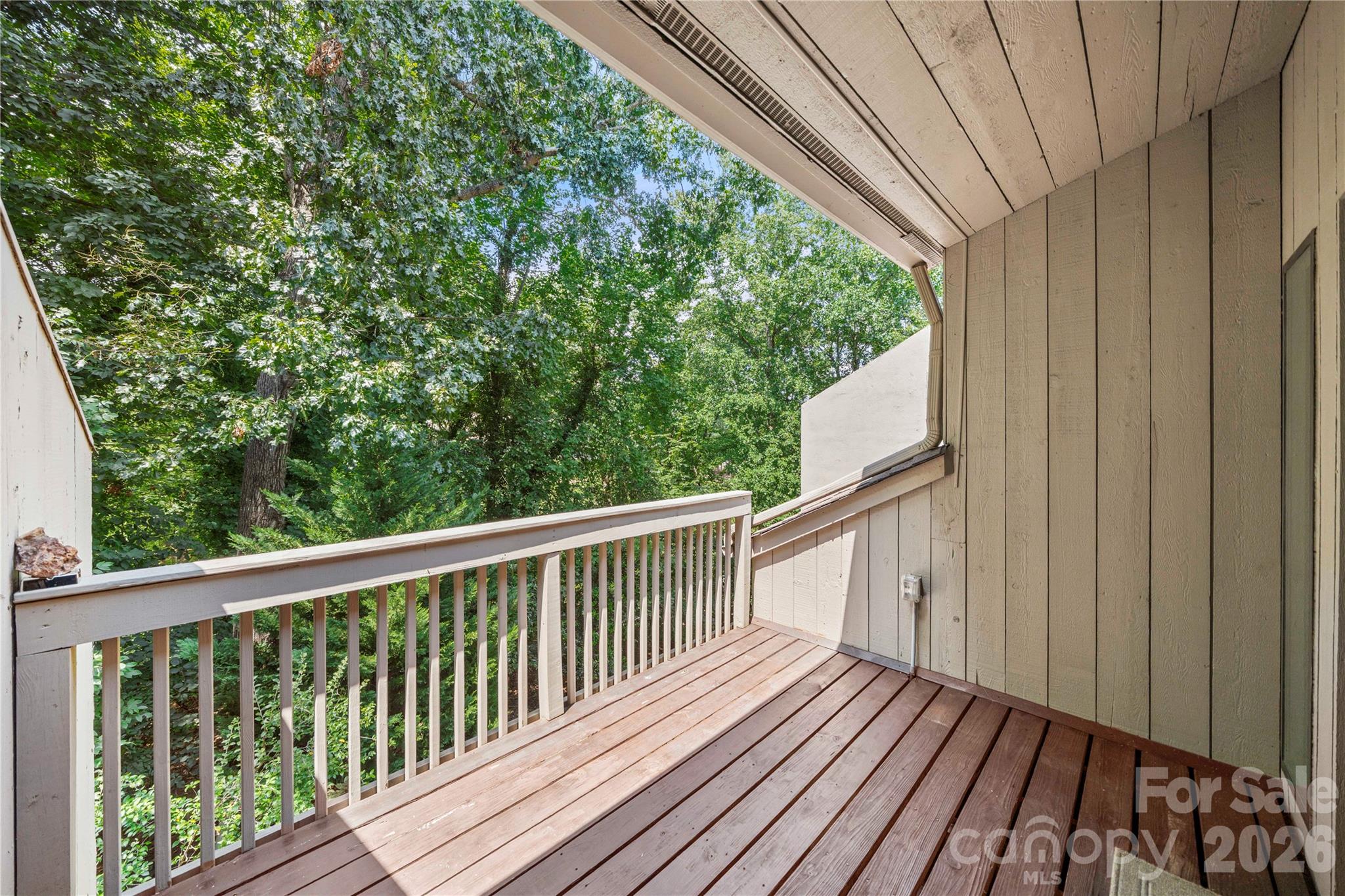 222 Riverview Terrace Property Photo 26