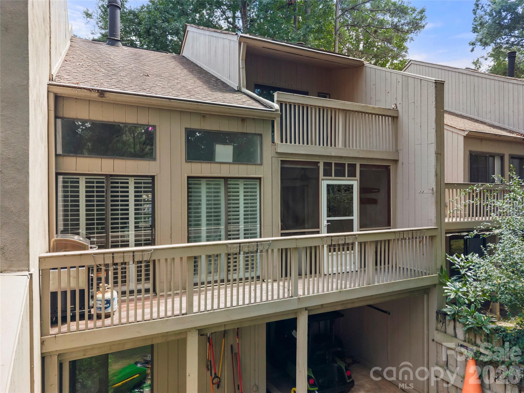 222 Riverview Terrace Property Photo 37