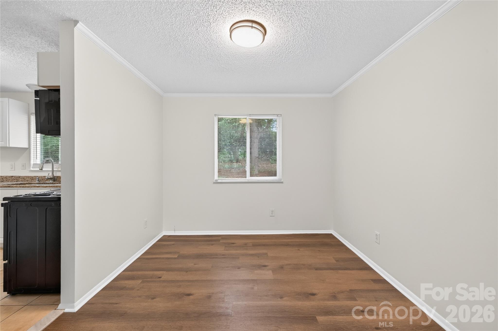 9524 Robert Burns Court Property Photo 10