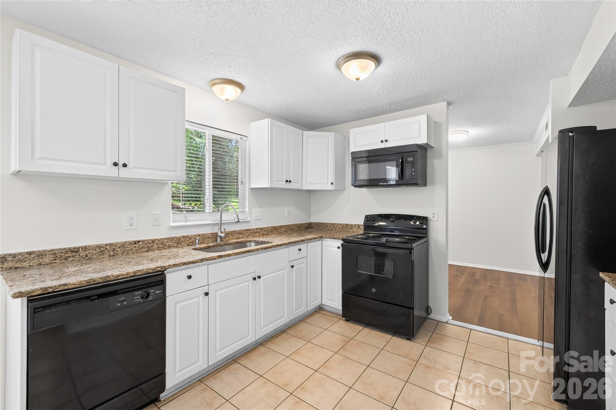 9524 Robert Burns Court Property Photo 11