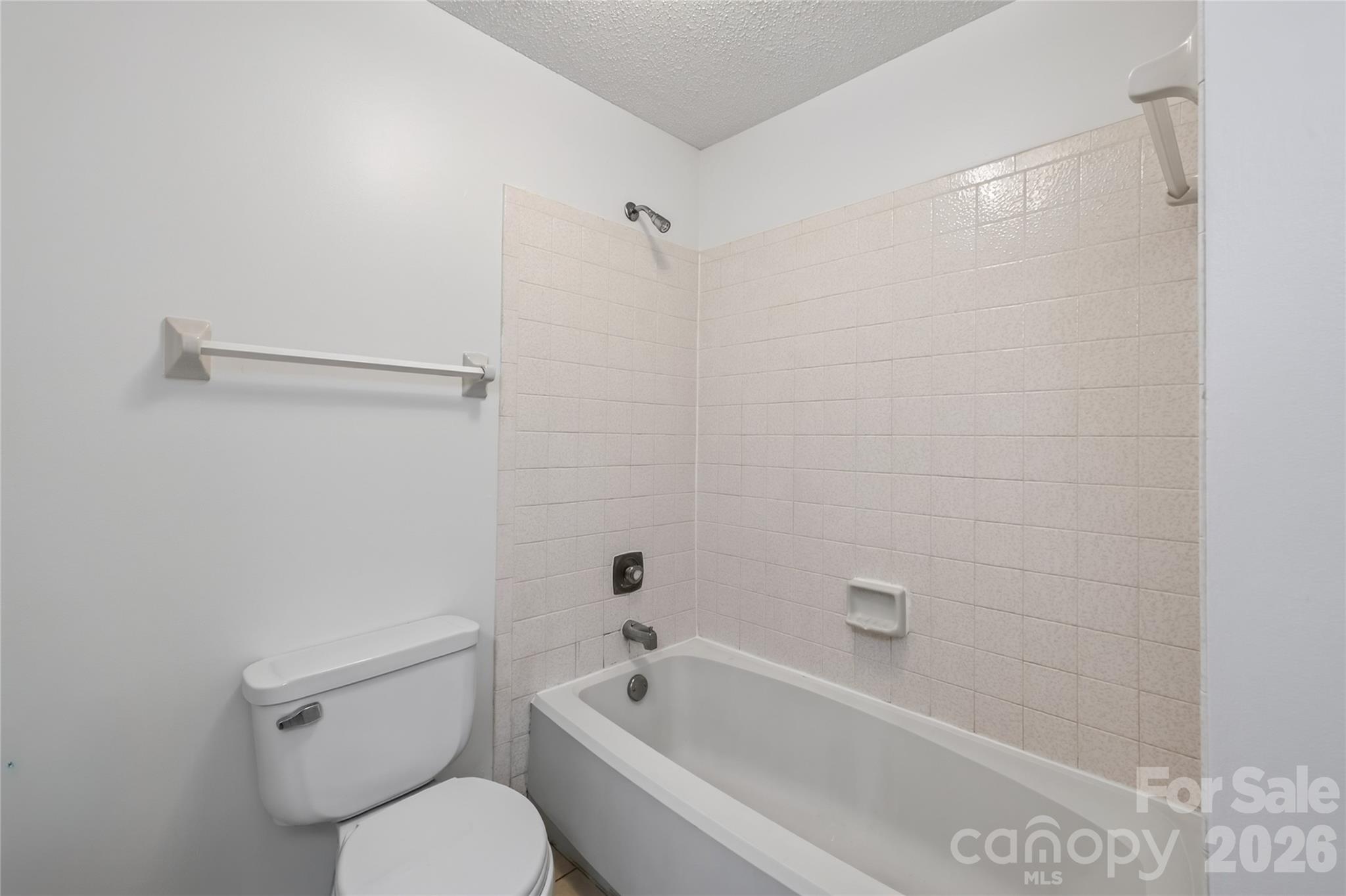 9524 Robert Burns Court Property Photo 19