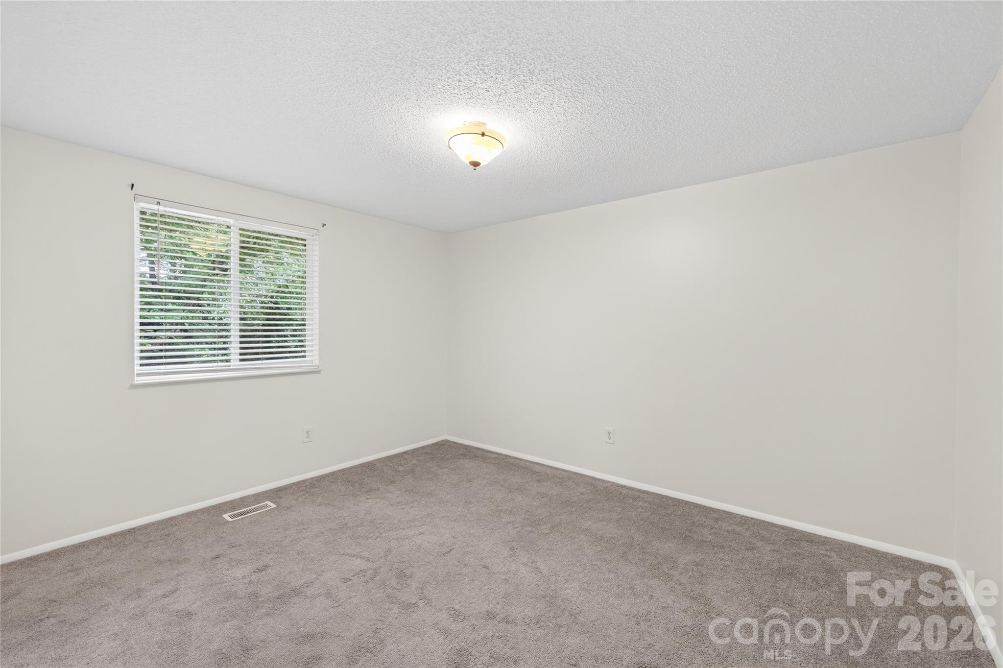 9524 Robert Burns Court Property Photo 21