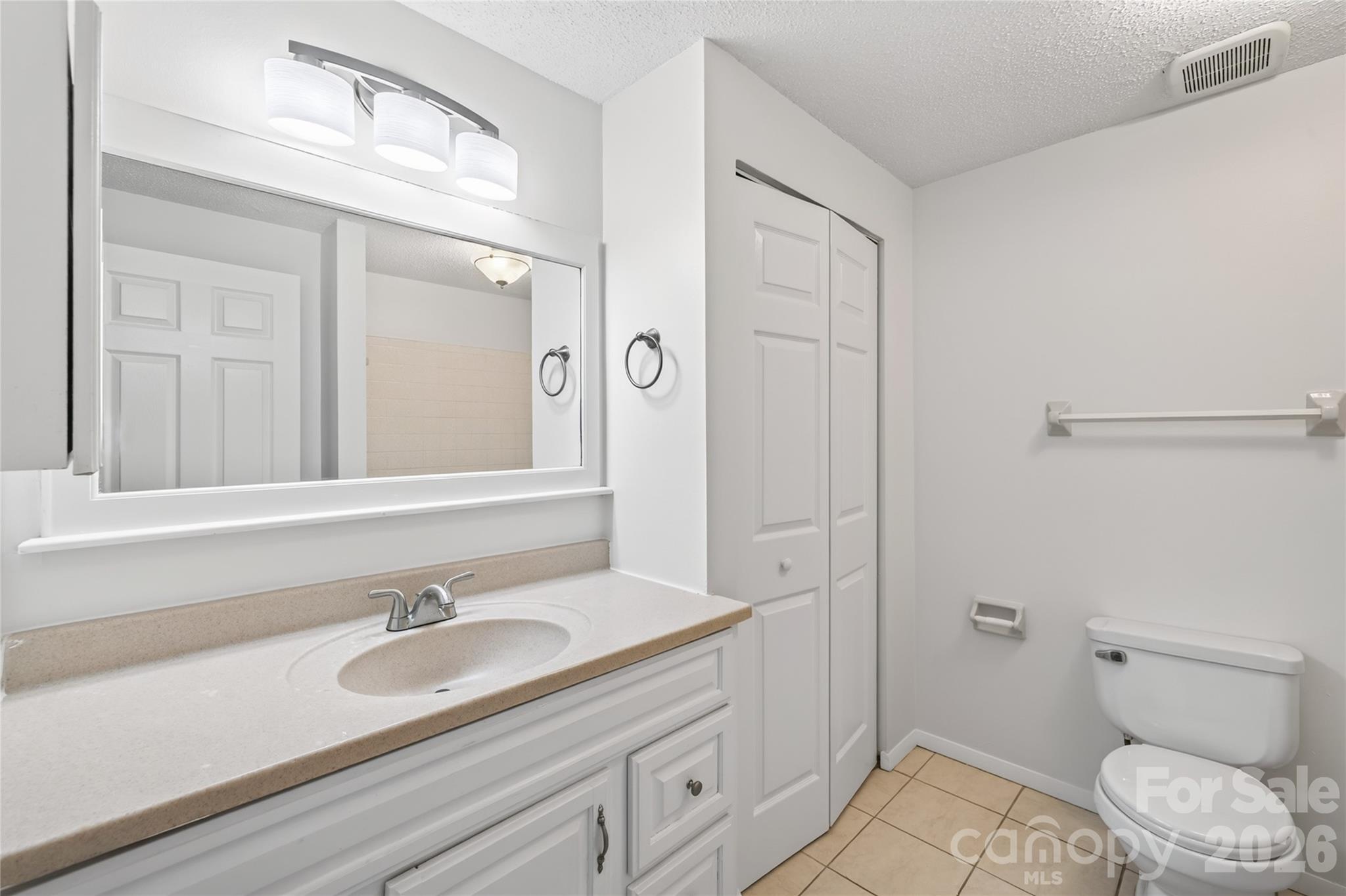9524 Robert Burns Court Property Photo 22