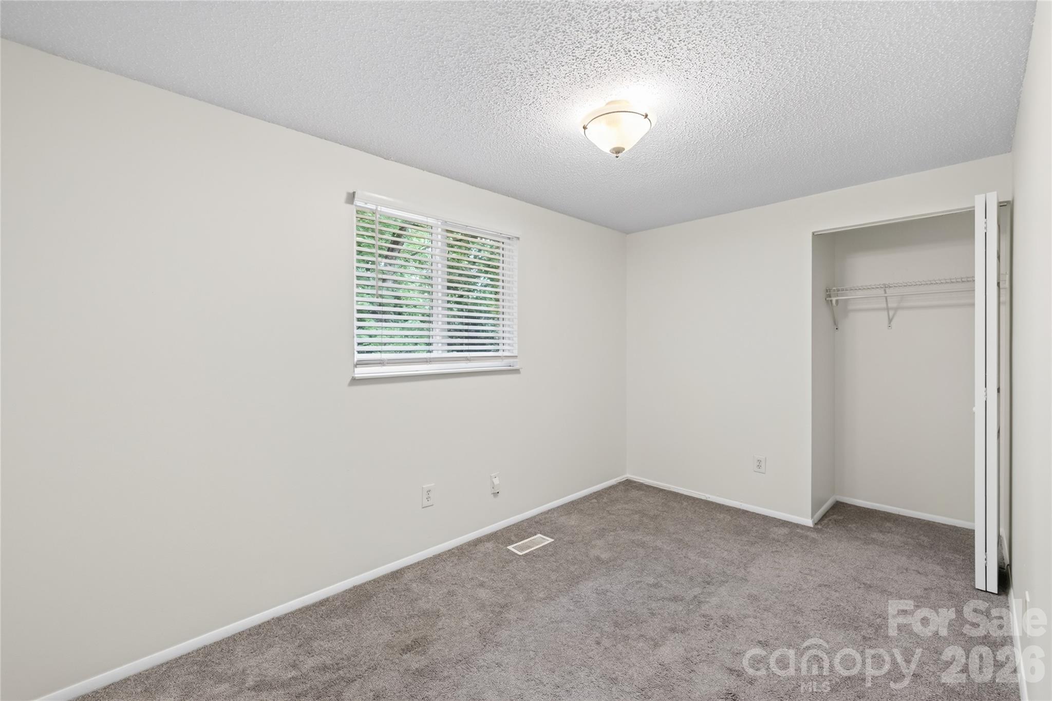 9524 Robert Burns Court Property Photo 25