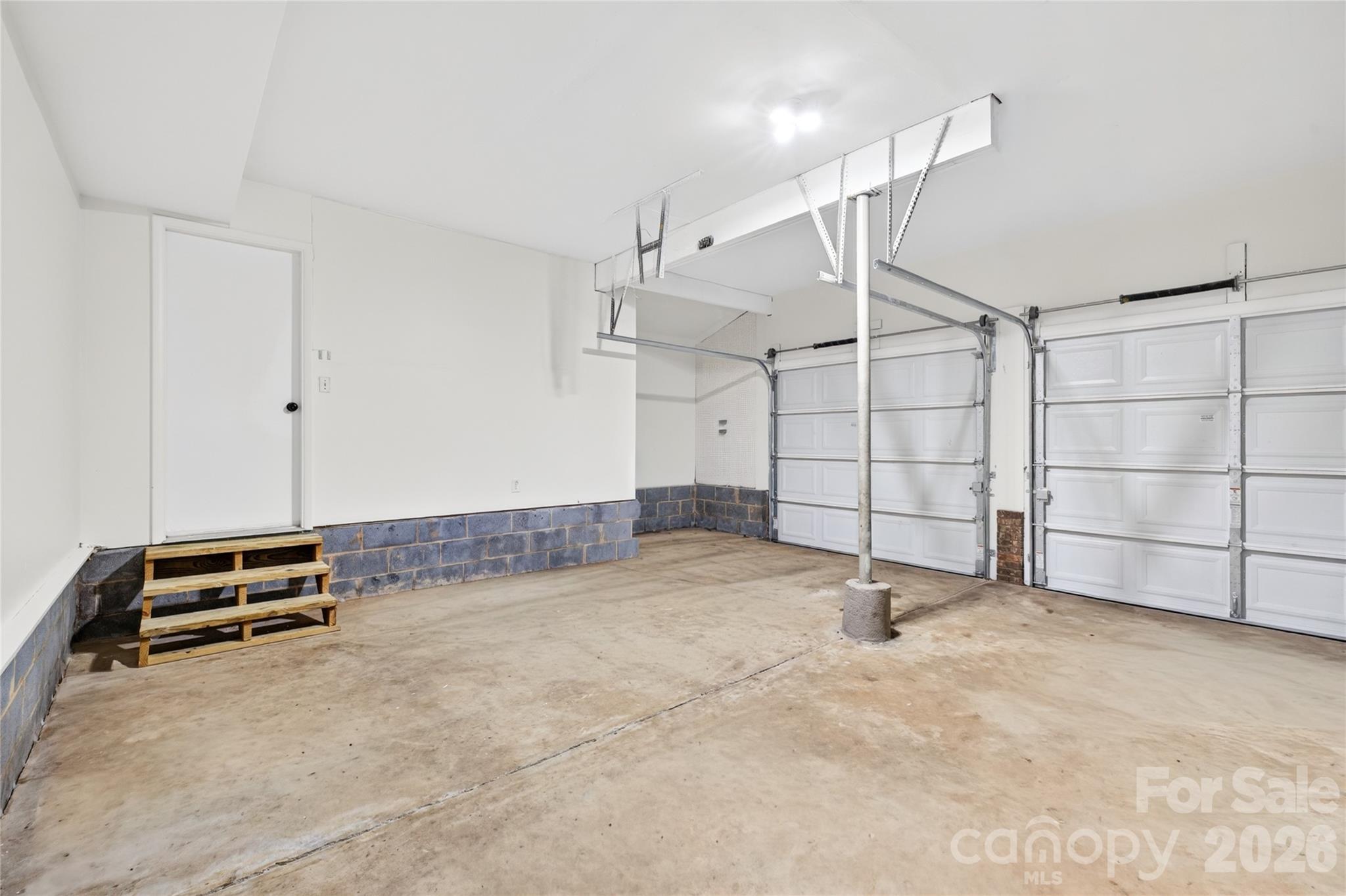 9524 Robert Burns Court Property Photo 31