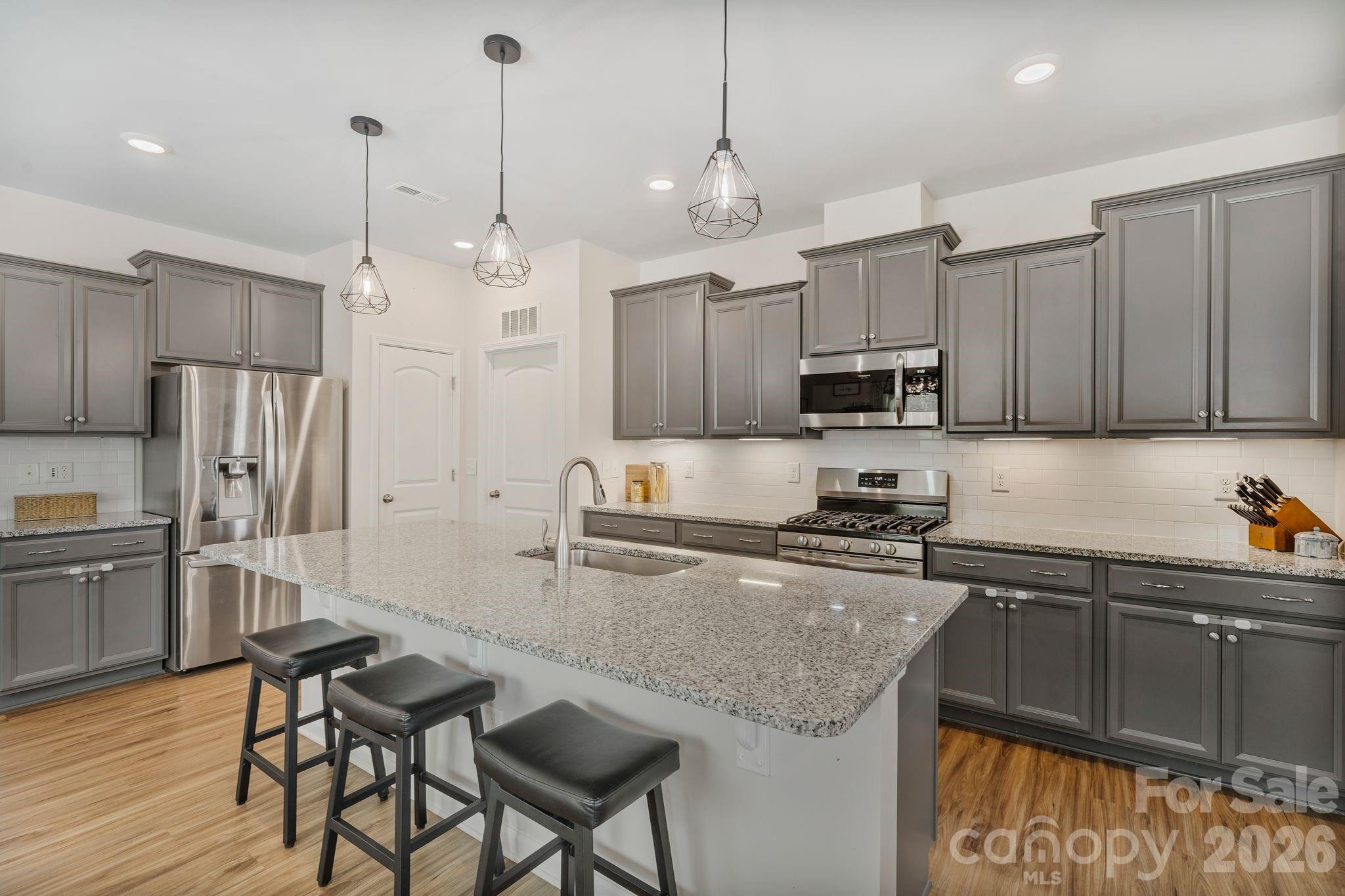 6855 Spring Peeper Lane Property Photo 8