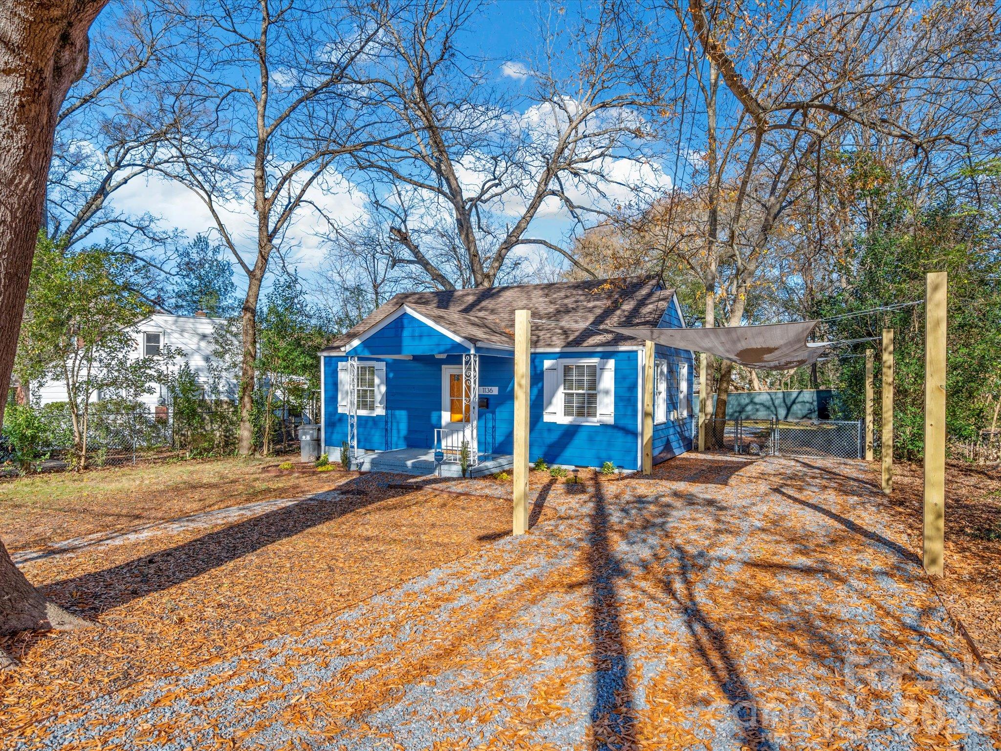 1136 Mona Drive Property Photo 1