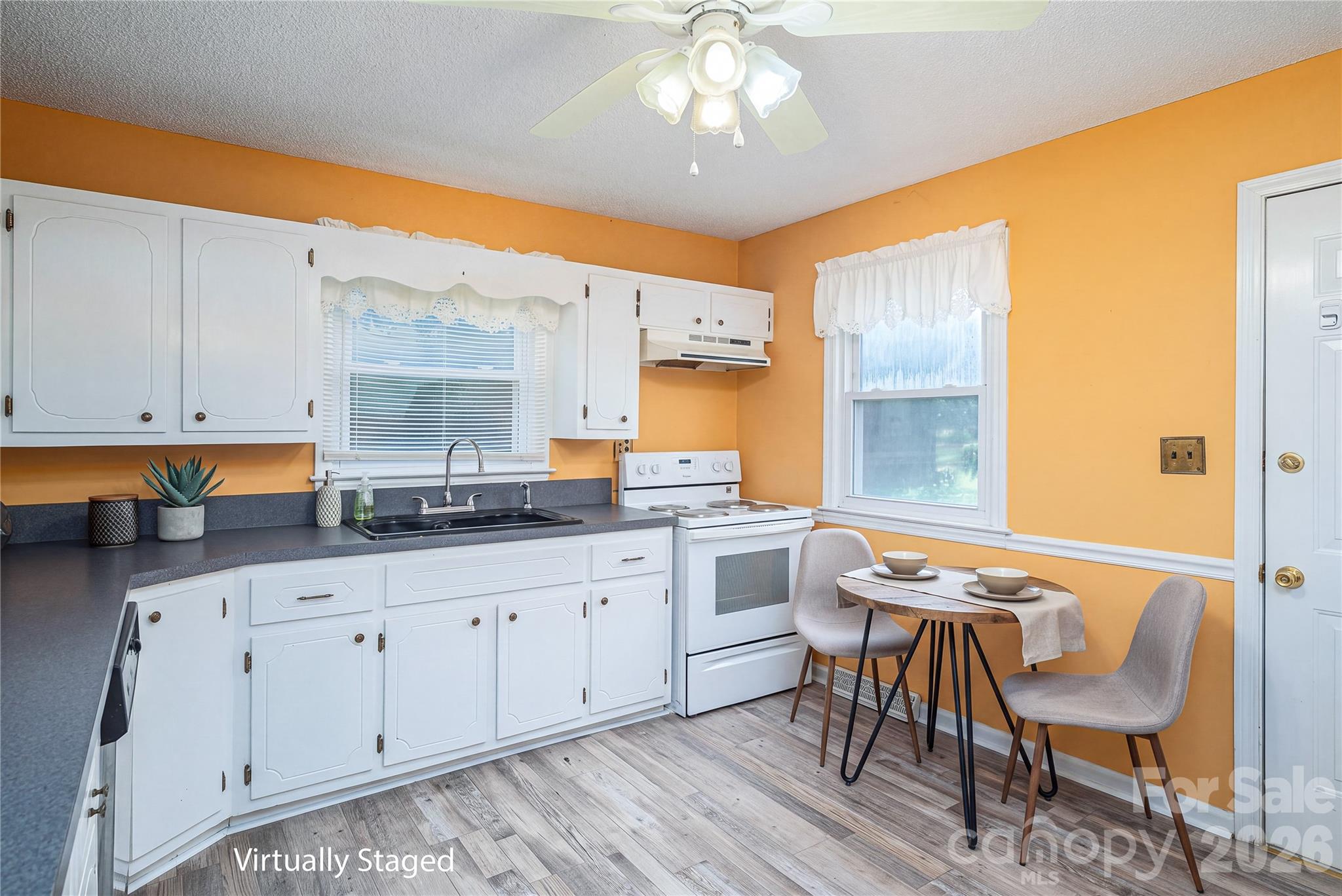 614 W Westview Street Property Photo 18