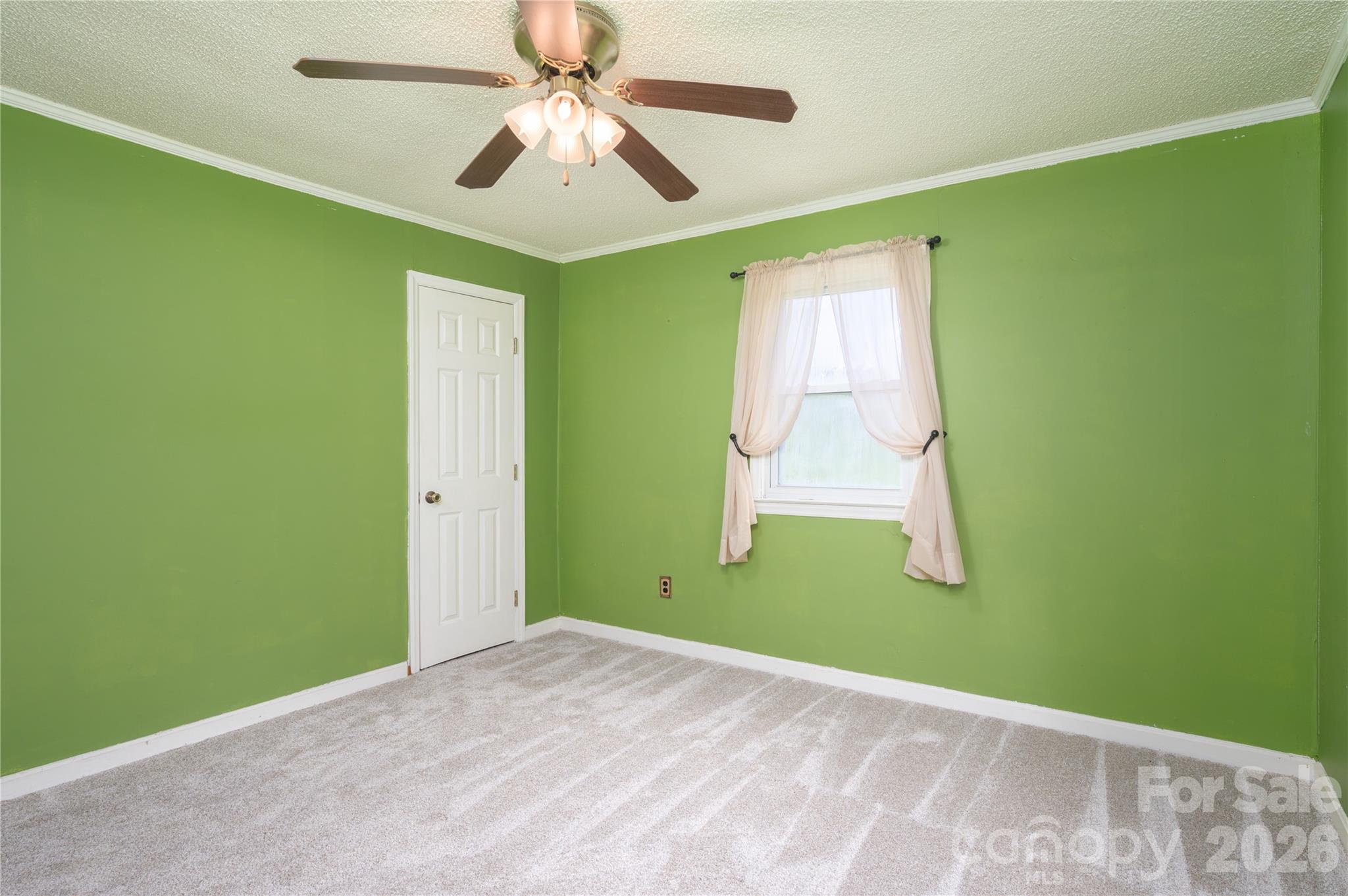 614 W Westview Street Property Photo 21