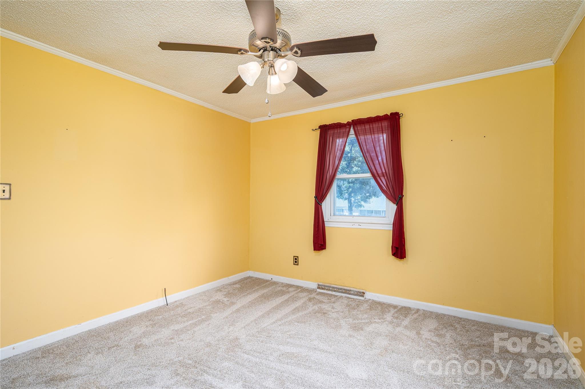 614 W Westview Street Property Photo 24