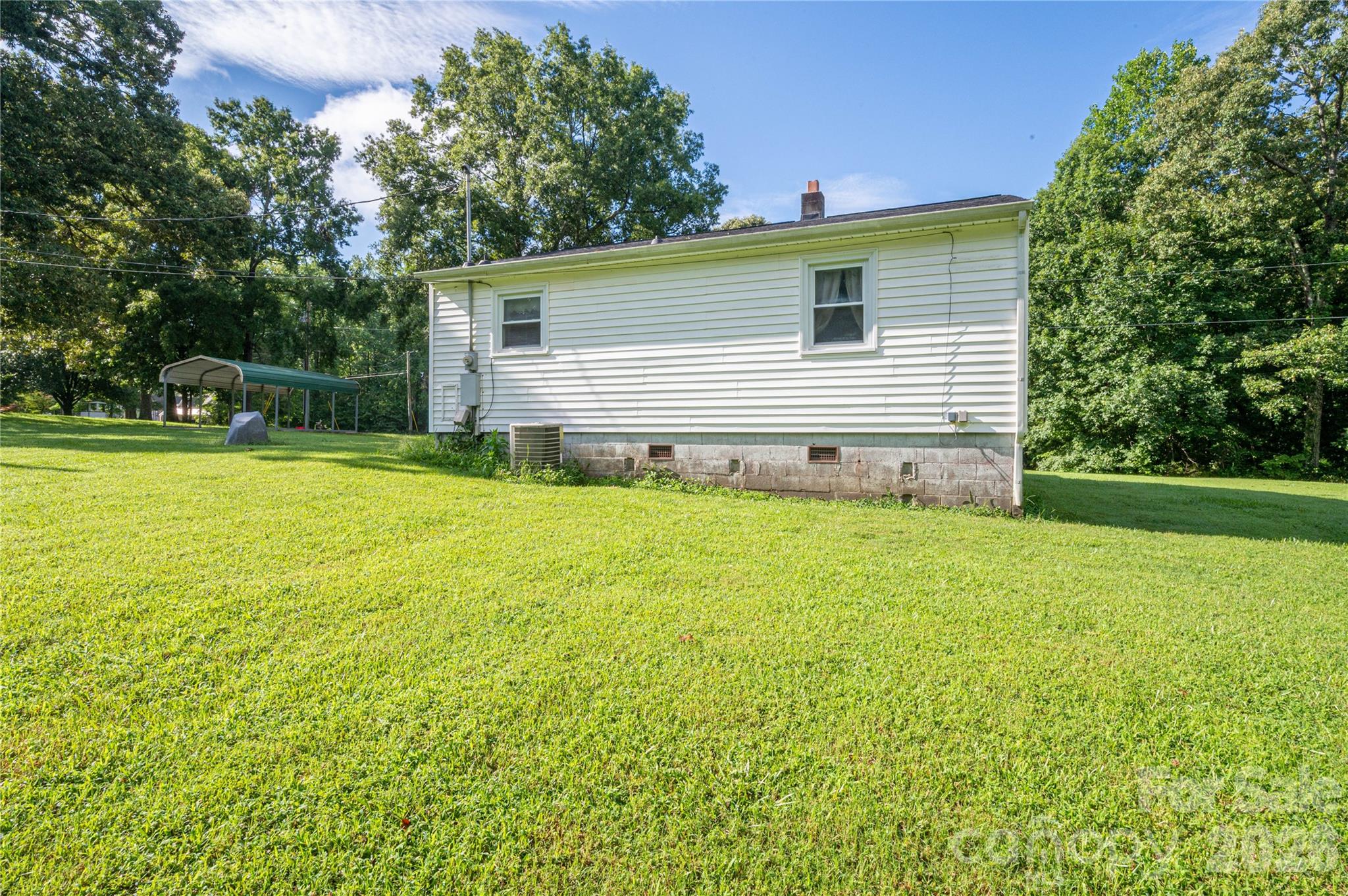 614 W Westview Street Property Photo 32
