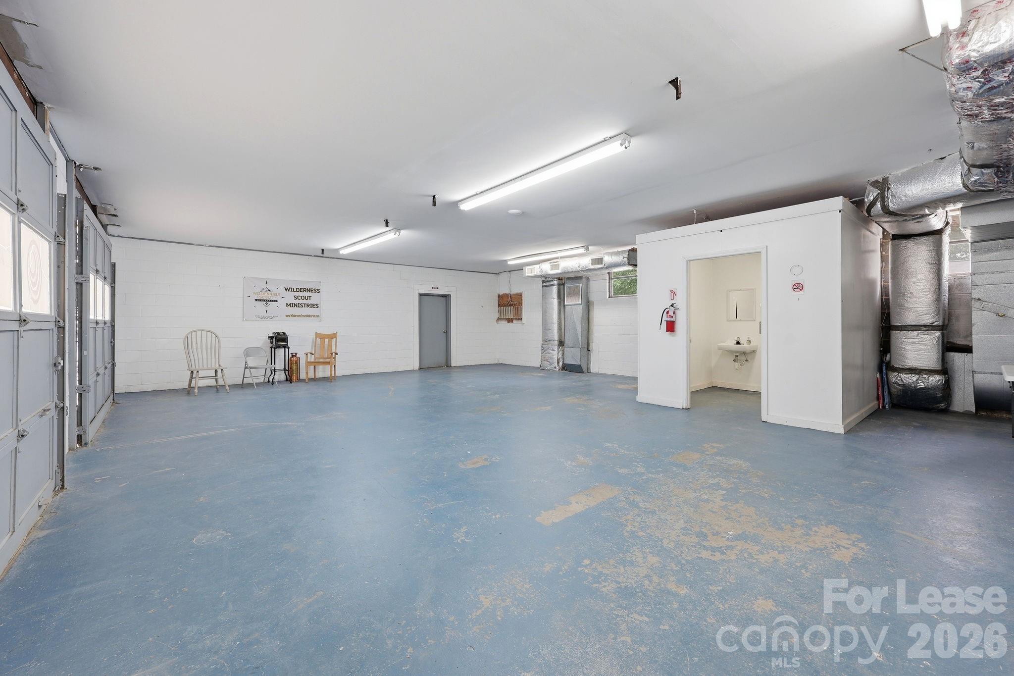 1819 John Moore Road Property Photo 42